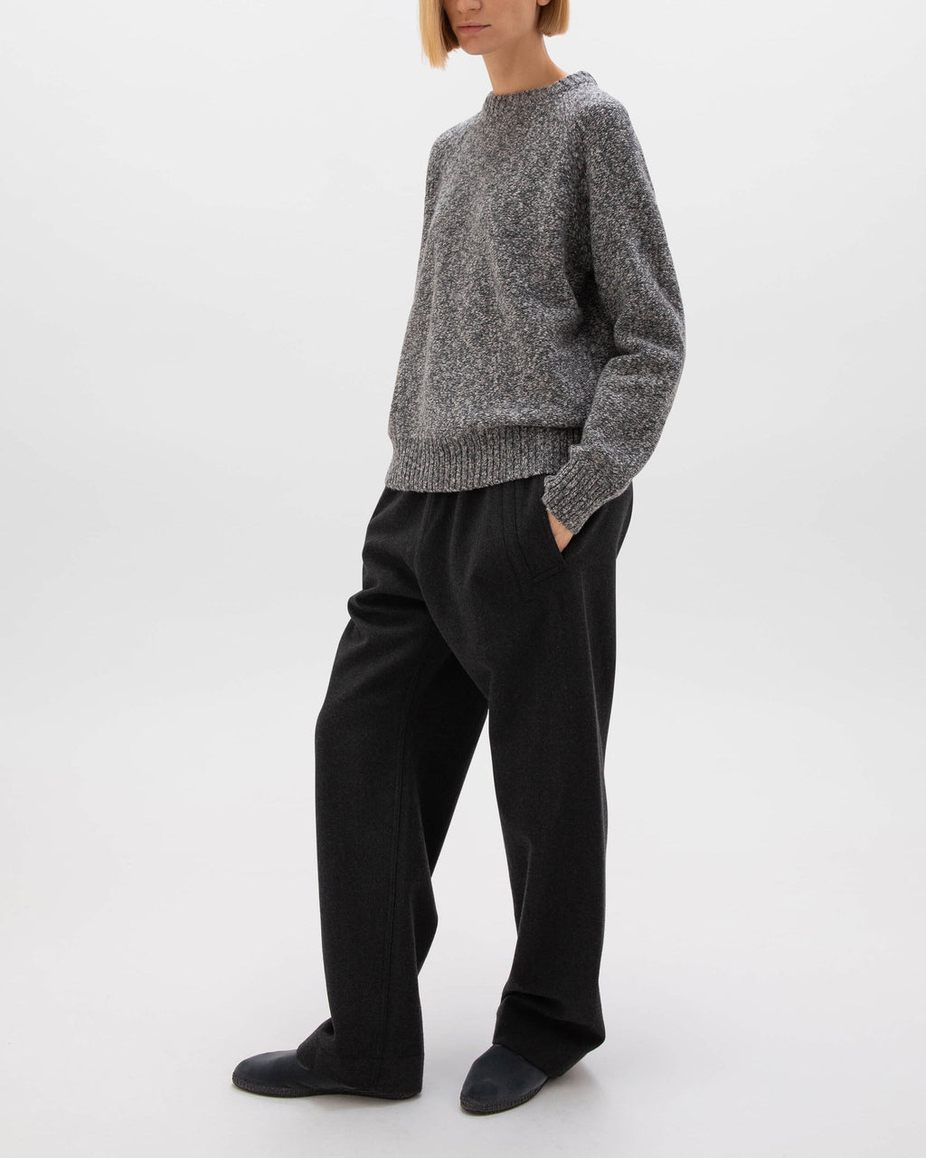 Johnstons of Elgin - Wool Cashmere Slub Grey Jumper