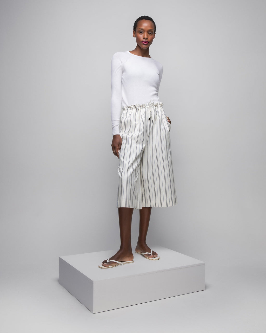 Johnstons of Elgin - Gathered Waist Cropped Stripe Trousers