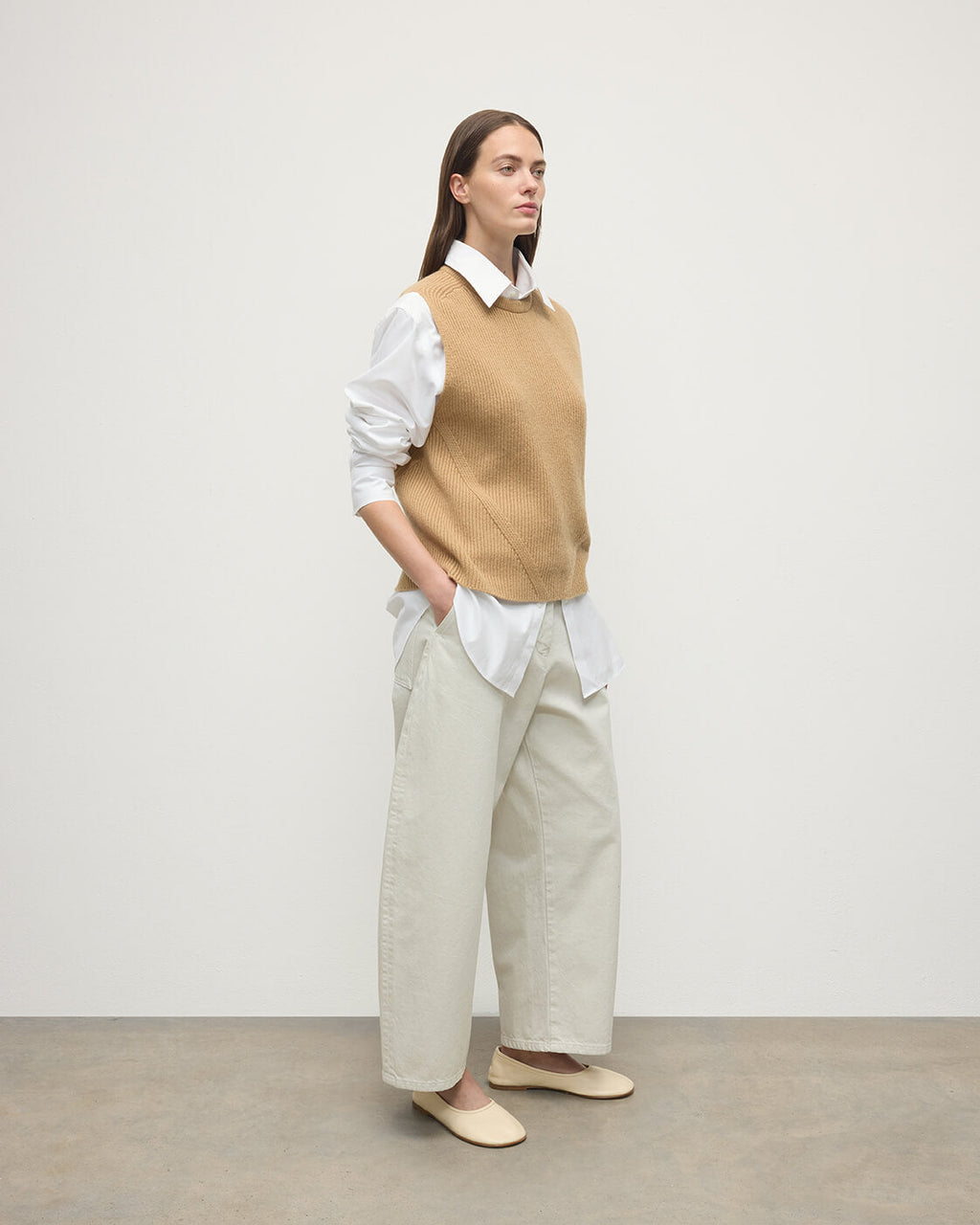 Johnstons of Elgin - Sleeveless Camel Cashmere Tank Top
