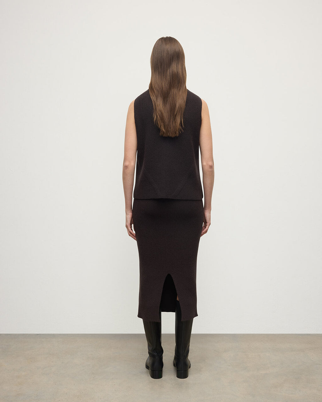Johnstons of Elgin - Cashmere Dark Brown Midi Skirt