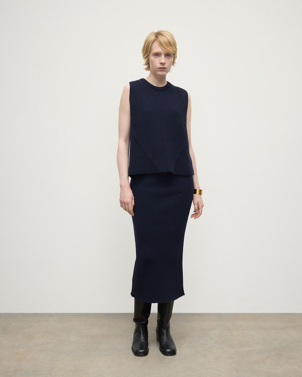 Johnstons of Elgin - Sleeveless Dark Navy Cashmere Tank Top