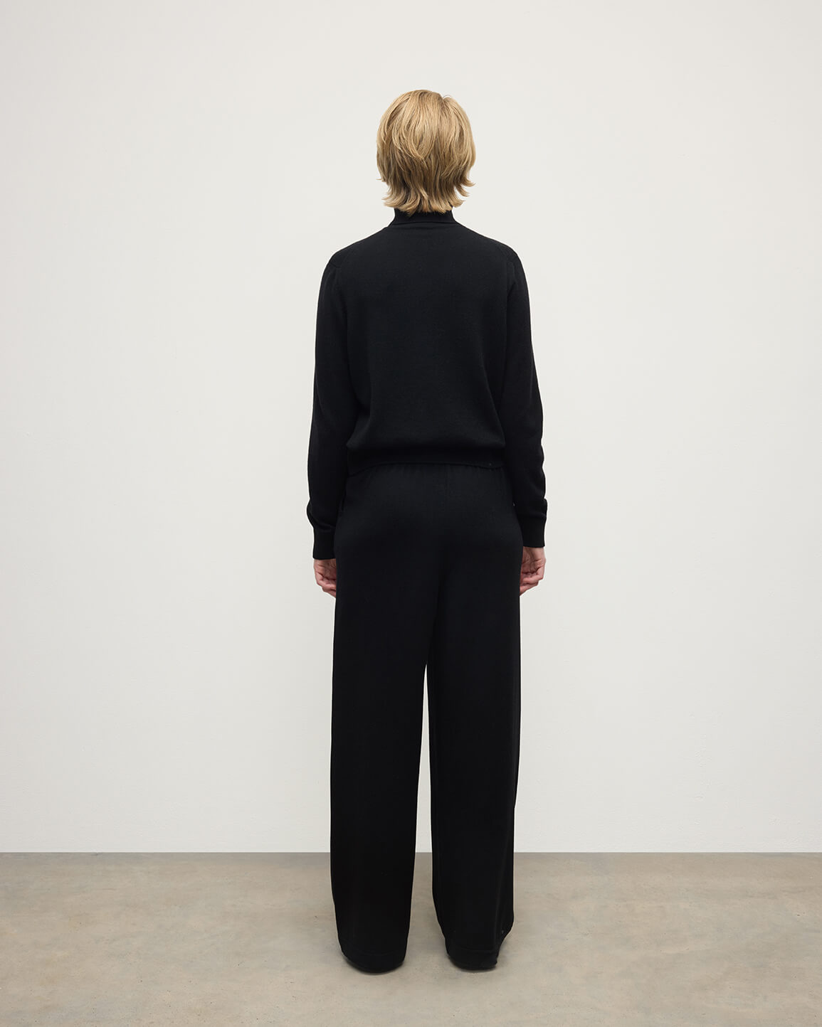 Johnstons of Elgin - Wide Leg Black Cashmere Trousers