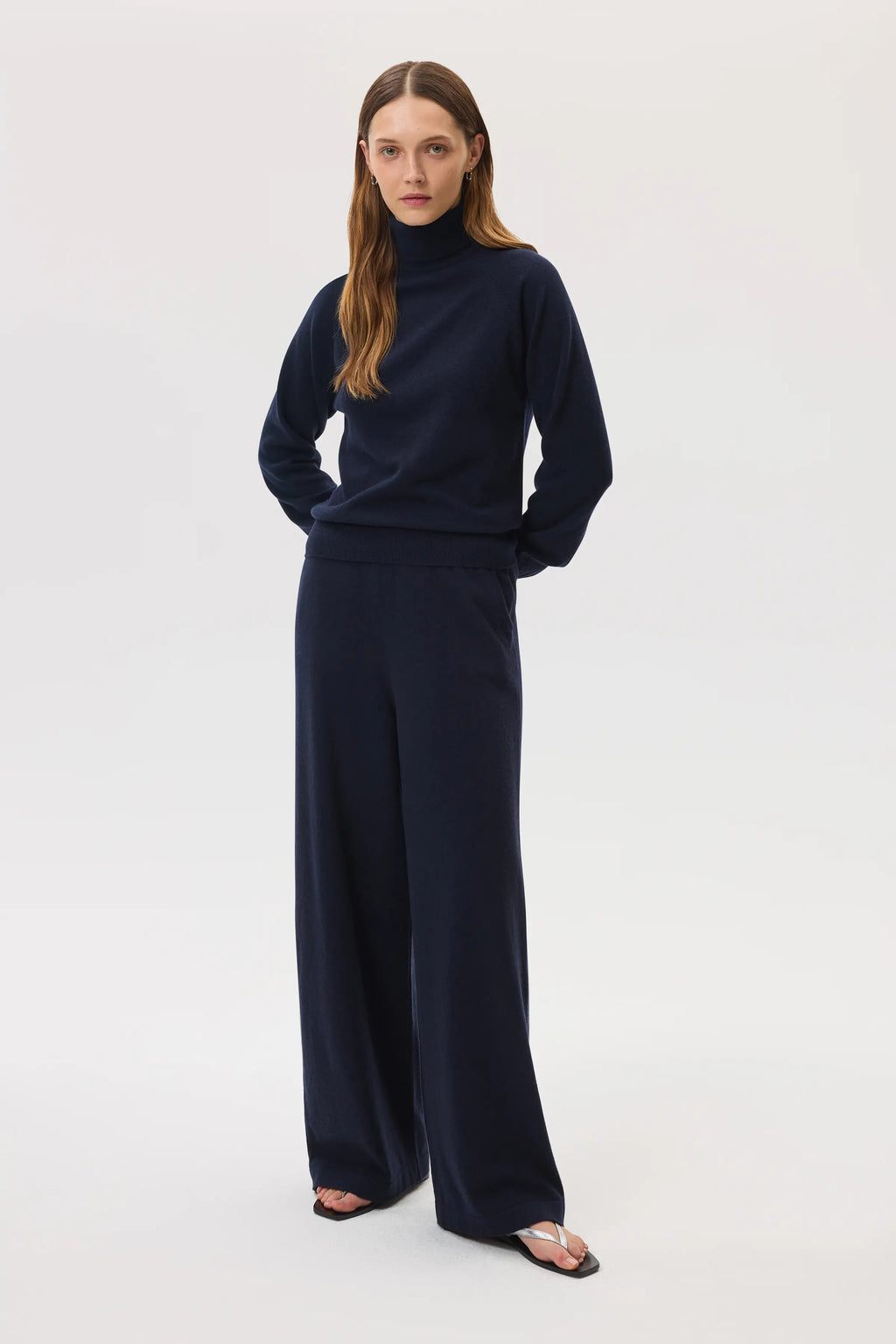 Johnstons of Elgin - High Rise Cashmere Dark Navy Culottes