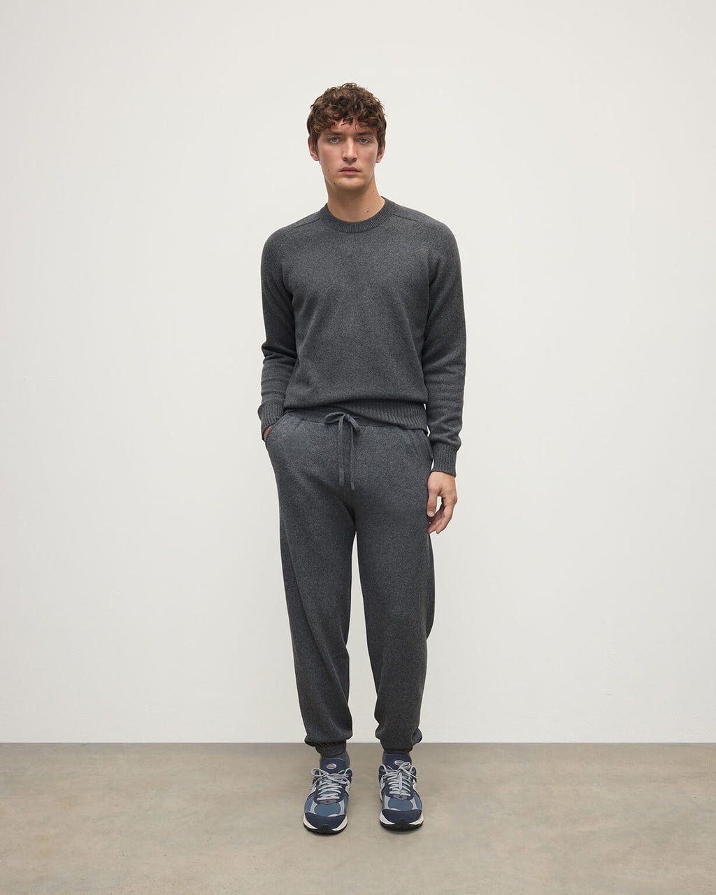 Johnstons of Elgin - Kirk Mid Grey Cashmere Sweatpants