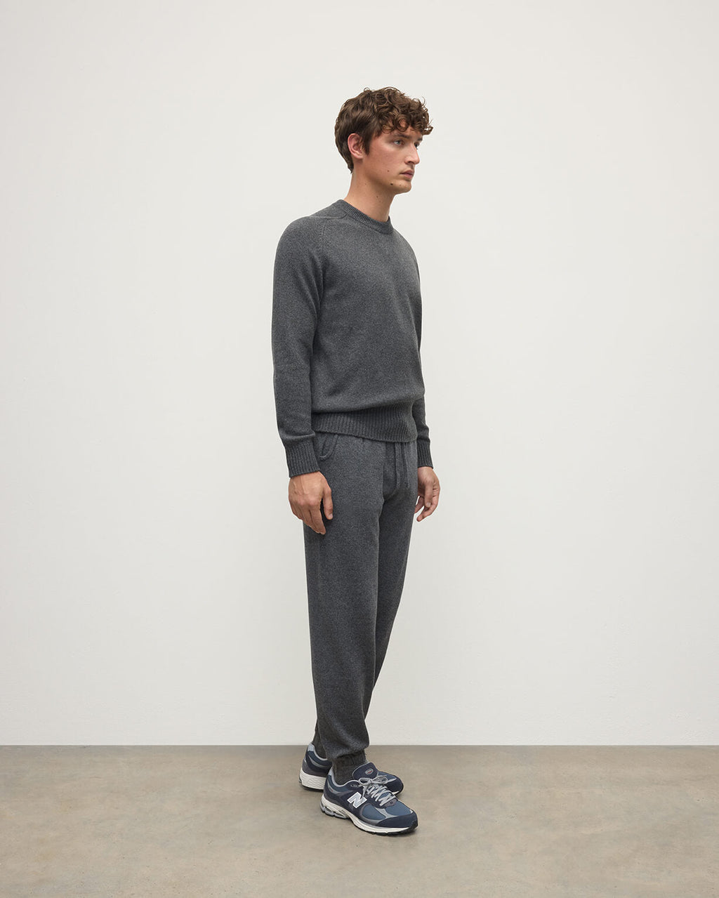 Johnstons of Elgin - Kirk Mid Grey Cashmere Sweatpants