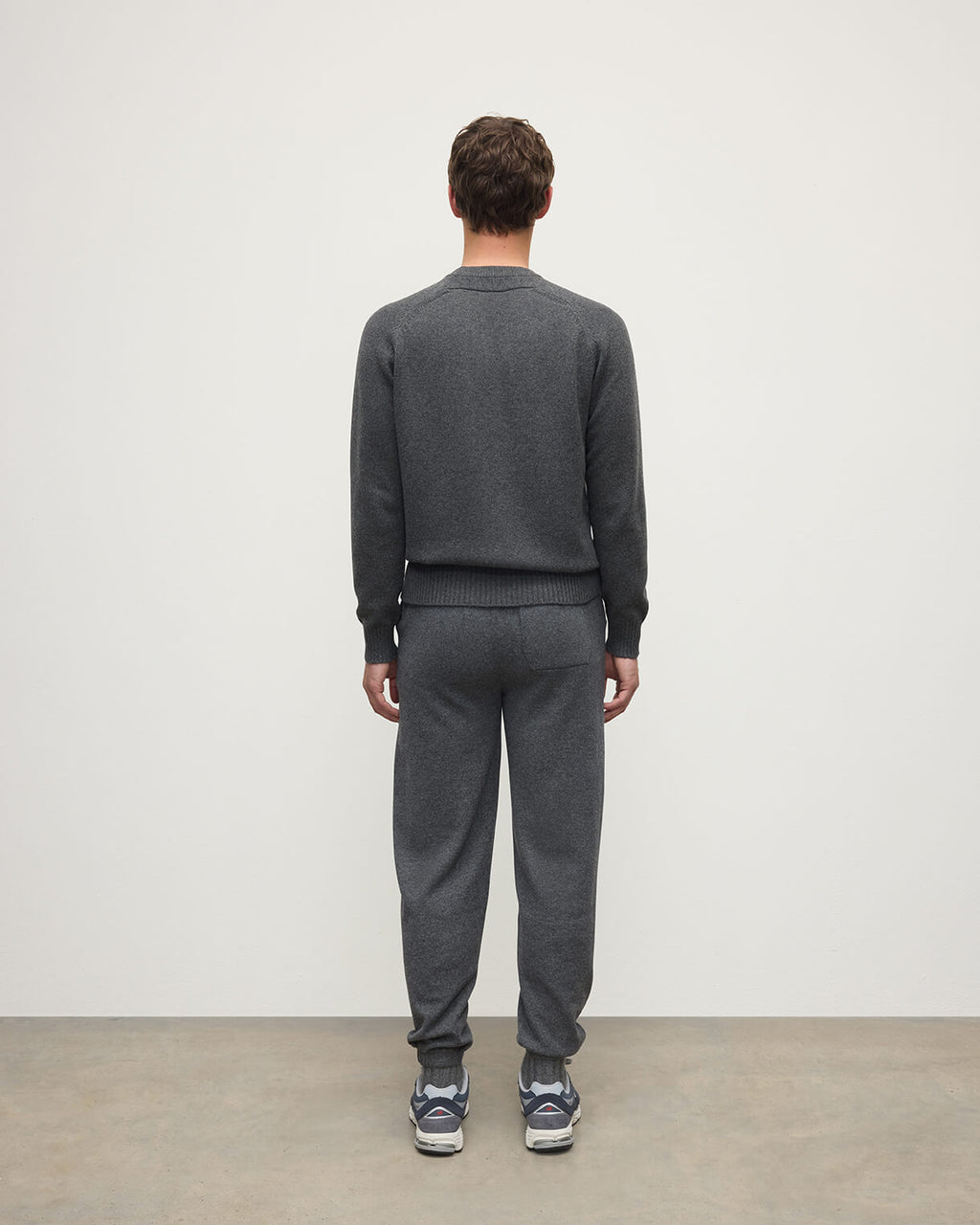 Johnstons of Elgin - Kirk Mid Grey Cashmere Sweatpants