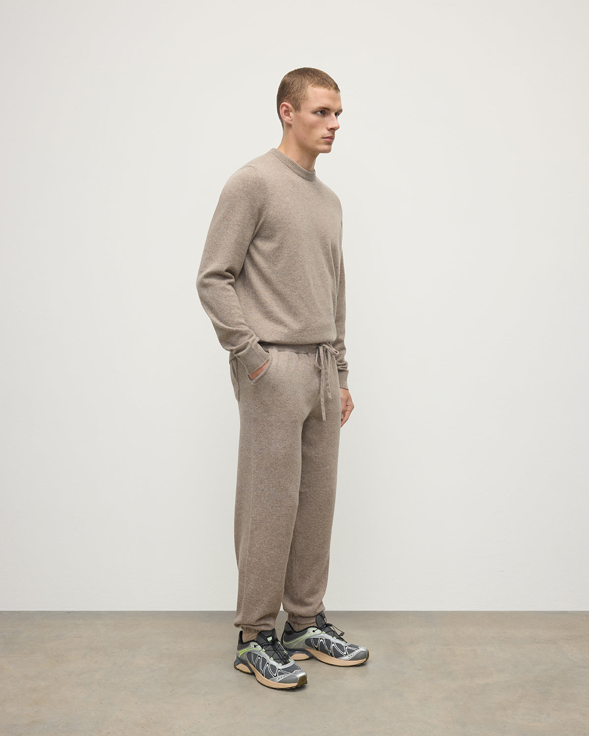 Johnstons of Elgin - Kirk Light Brown Cashmere Sweatpants