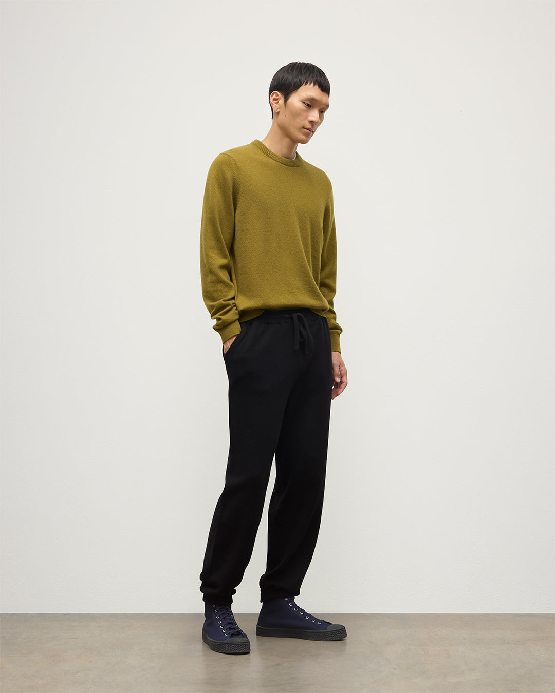 Johnstons of Elgin - Kirk Black Cashmere Sweatpants