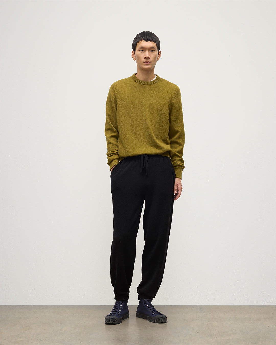 Johnstons of Elgin - Kirk Black Cashmere Sweatpants