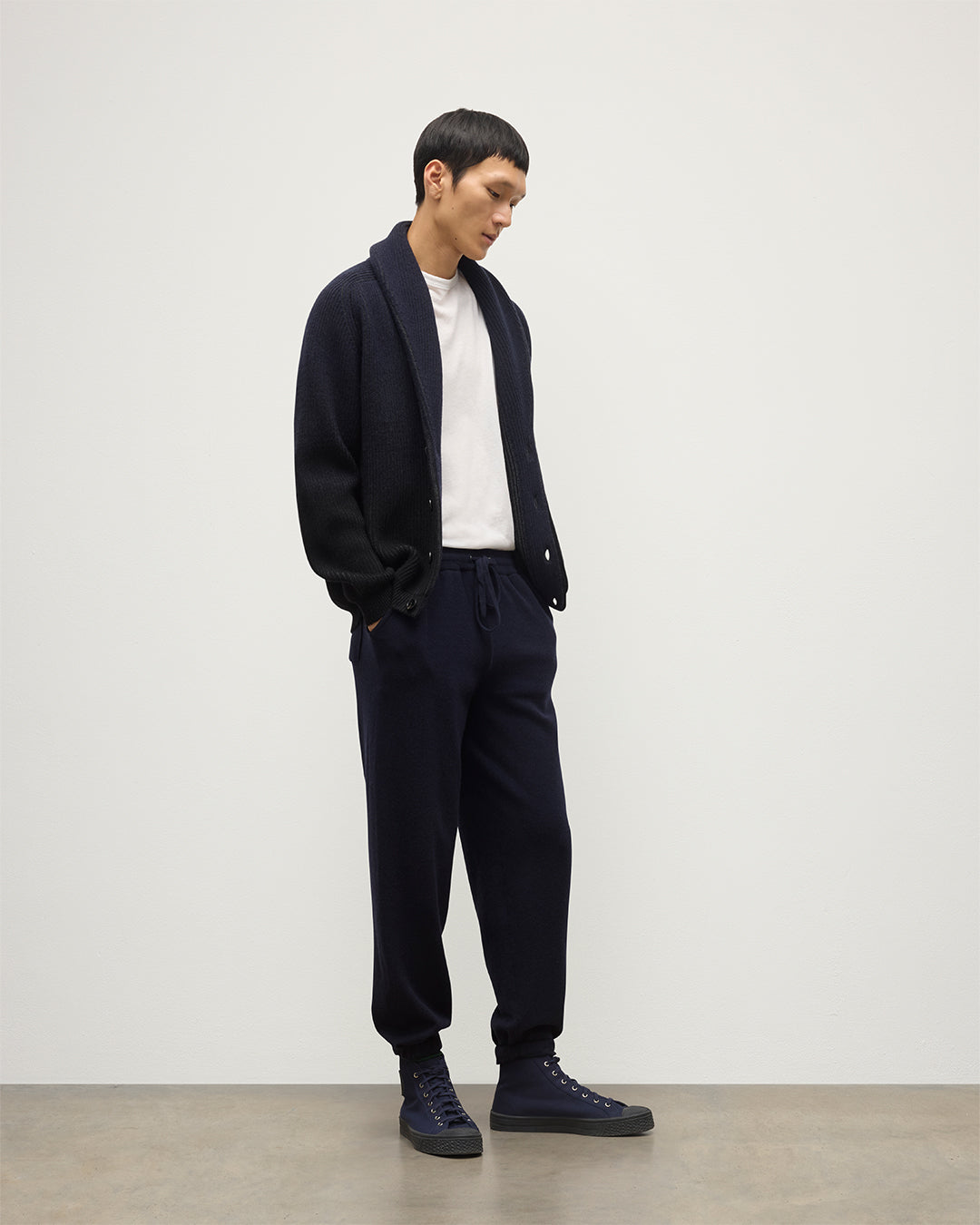 Johnstons of Elgin - Kirk Dark Navy Cashmere Sweatpants