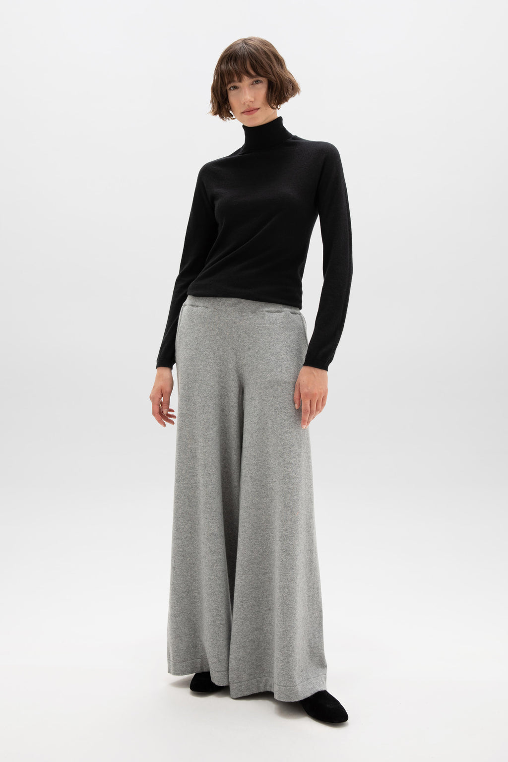 Johnstons of Elgin - Light Grey Cashmere Trousers