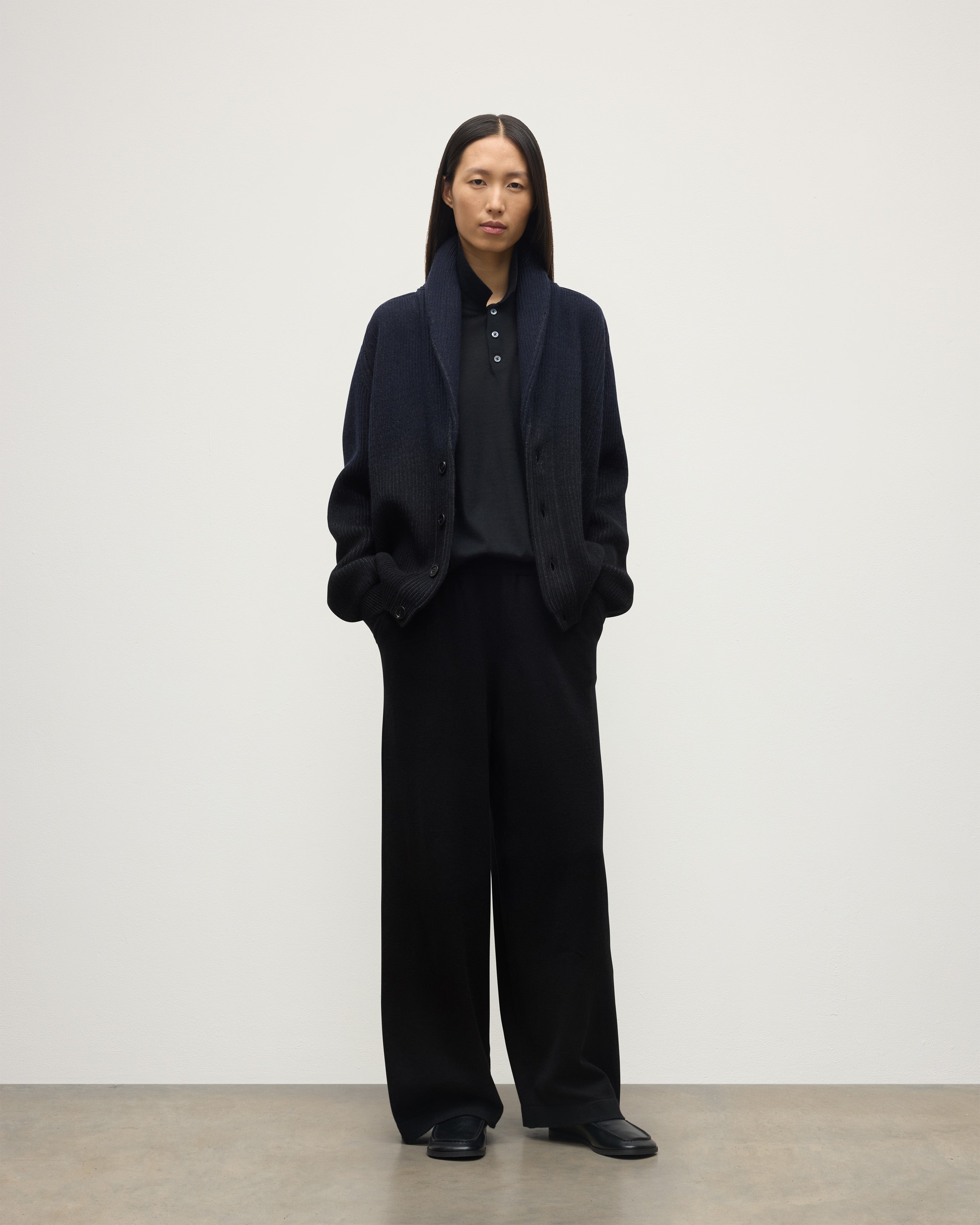 Johnstons of Elgin - Coll Black Cashmere Trouser
