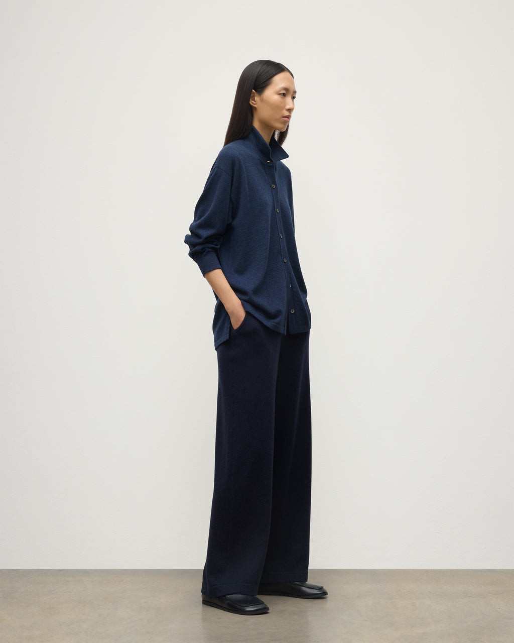 Johnstons of Elgin - Coll Dark Navy Cashmere Trouser