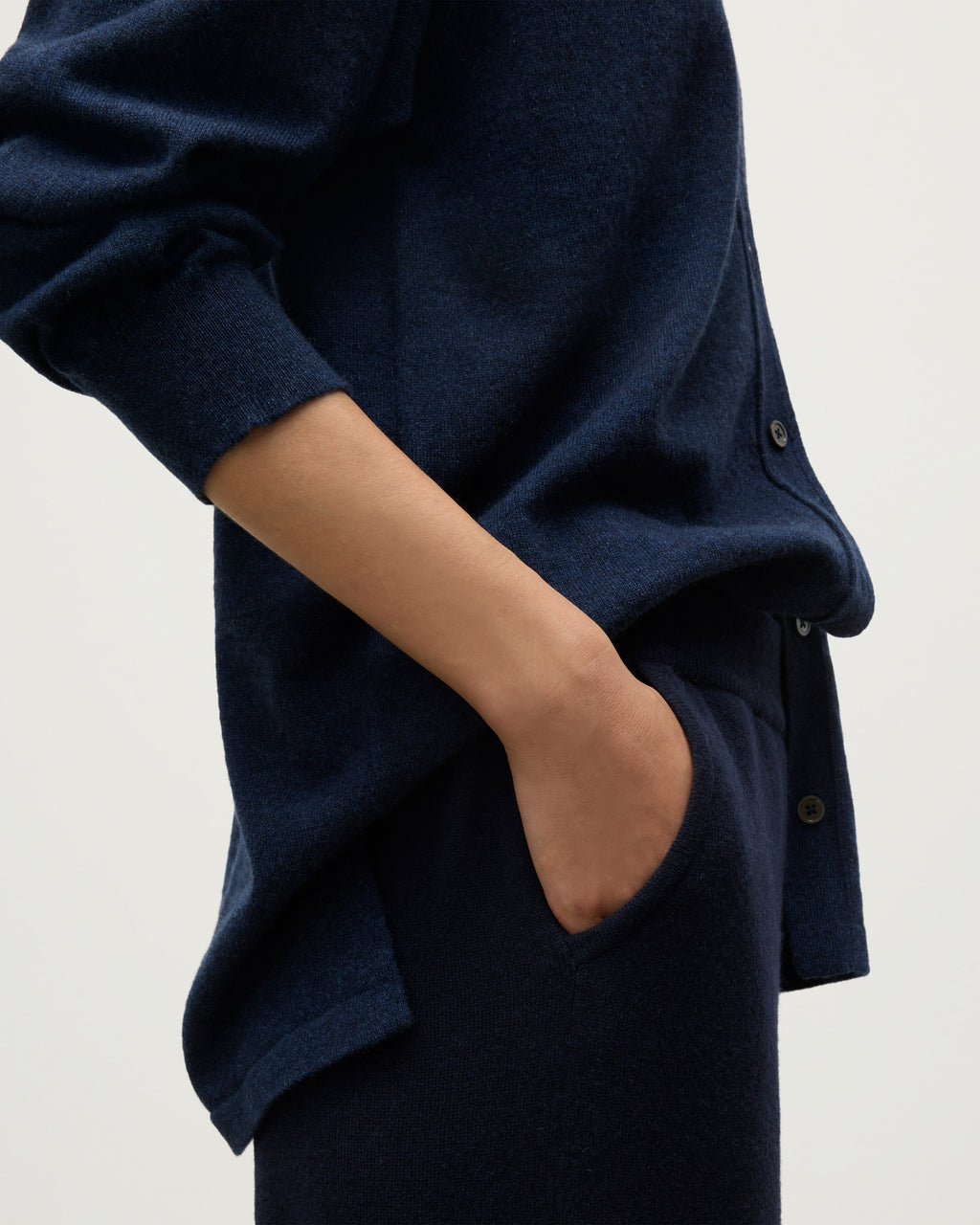 Johnstons of Elgin - Coll Dark Navy Cashmere Trouser