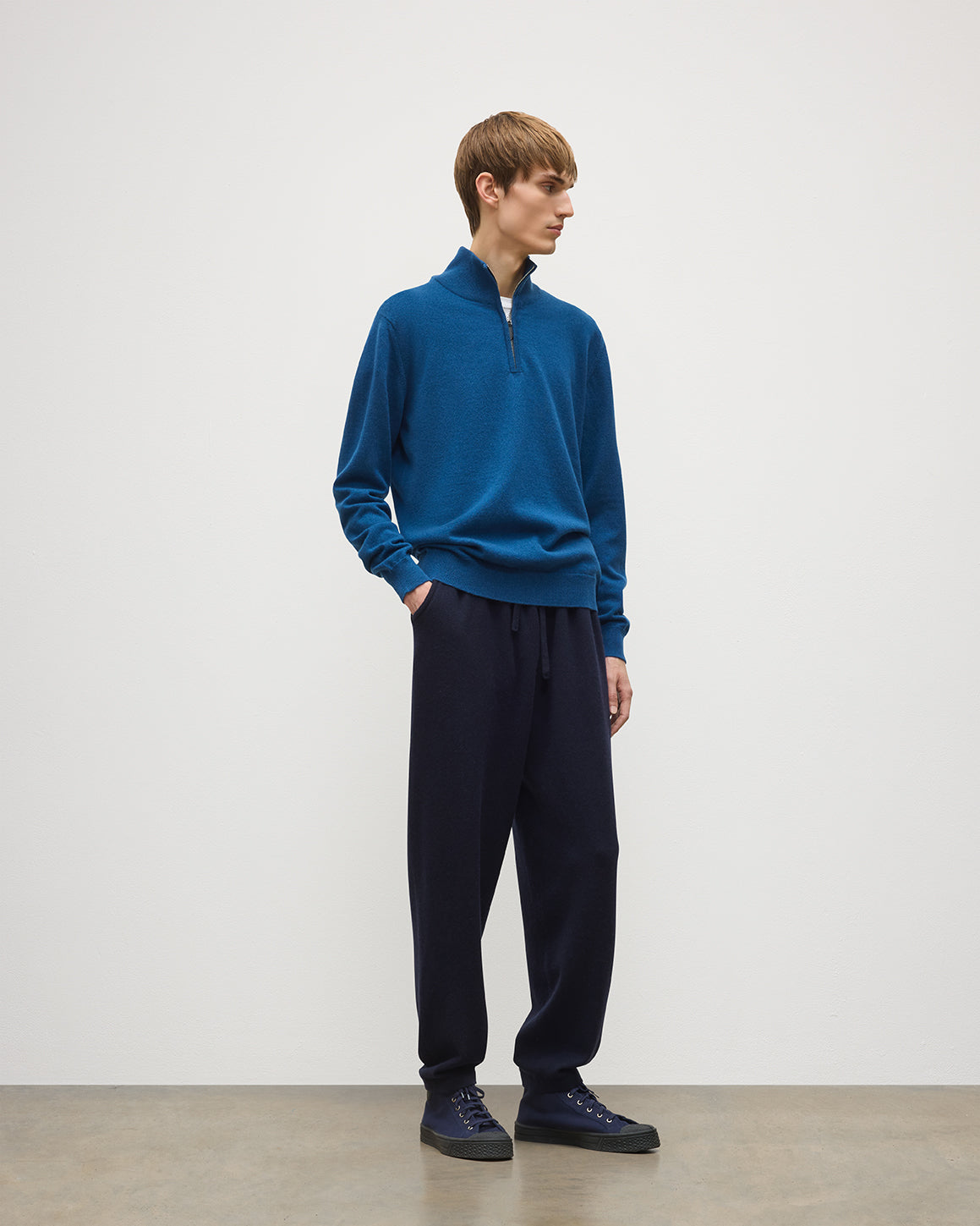 Johnstons of Elgin - Lewis Dark Navy Tapered Cashmere Joggers