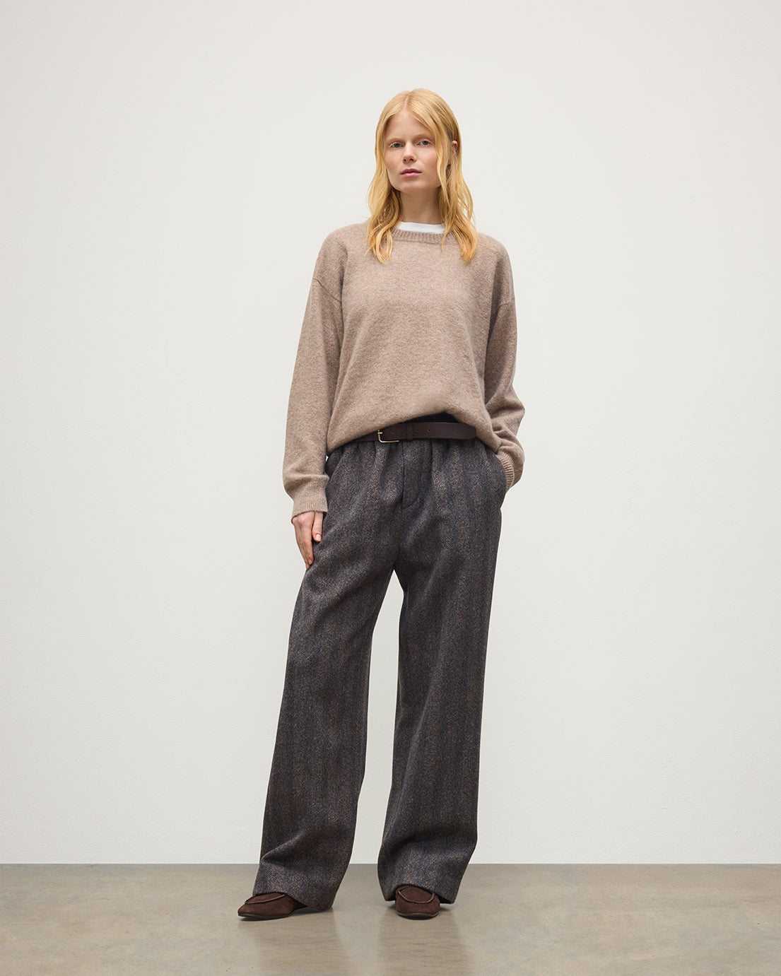 Johnstons of Elgin - Boyce Brown Brushed Cashmere - Silk Jumper