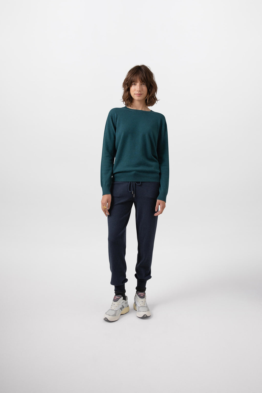 Johnstons of Elgin - Women's Mid Blue Cashmere Joggers