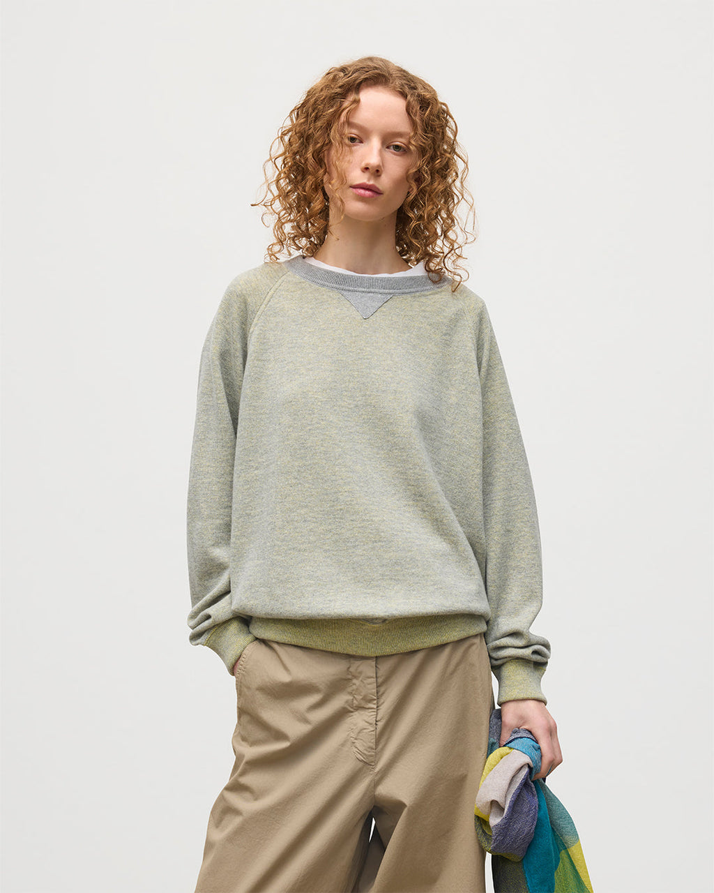 Johnstons of Elgin - Beach Yellow Cashmere Sweatshirt
