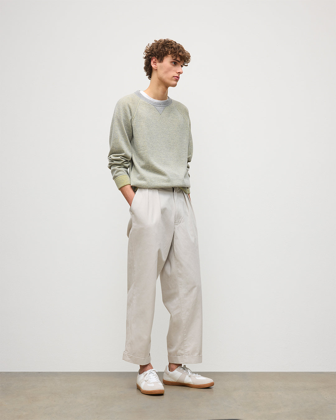 Johnstons of Elgin - Beach Yellow Cashmere Sweatshirt