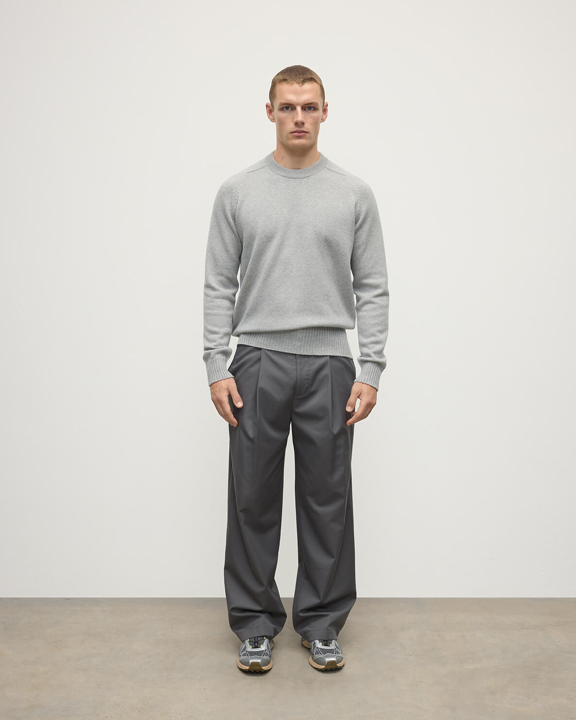 Johnstons of Elgin - Superfine Merino Relaxed Light Grey Jumper