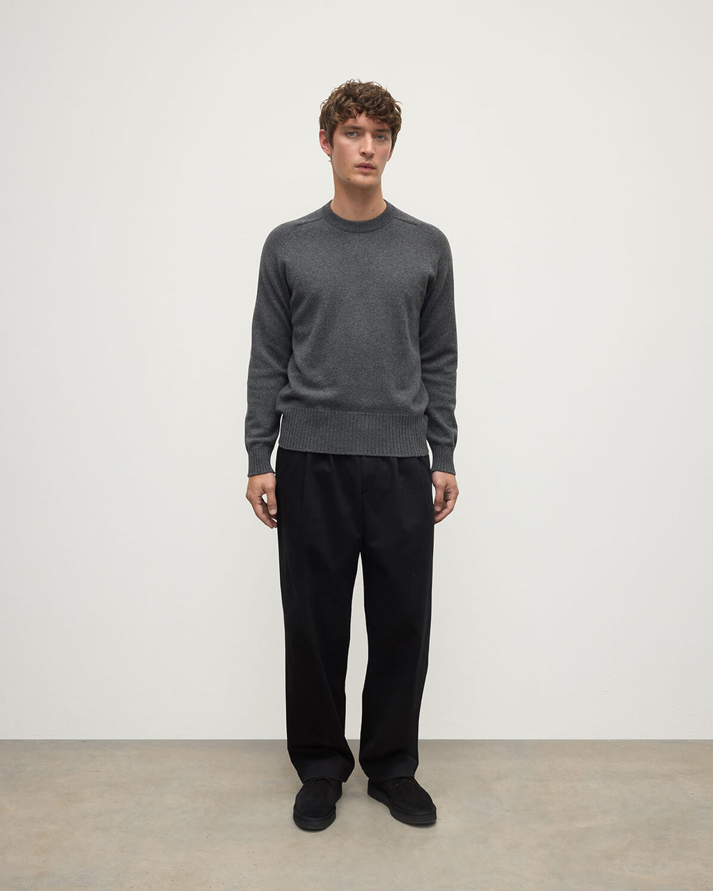 Johnstons of Elgin - Superfine Merino Relaxed Dark Grey Jumper