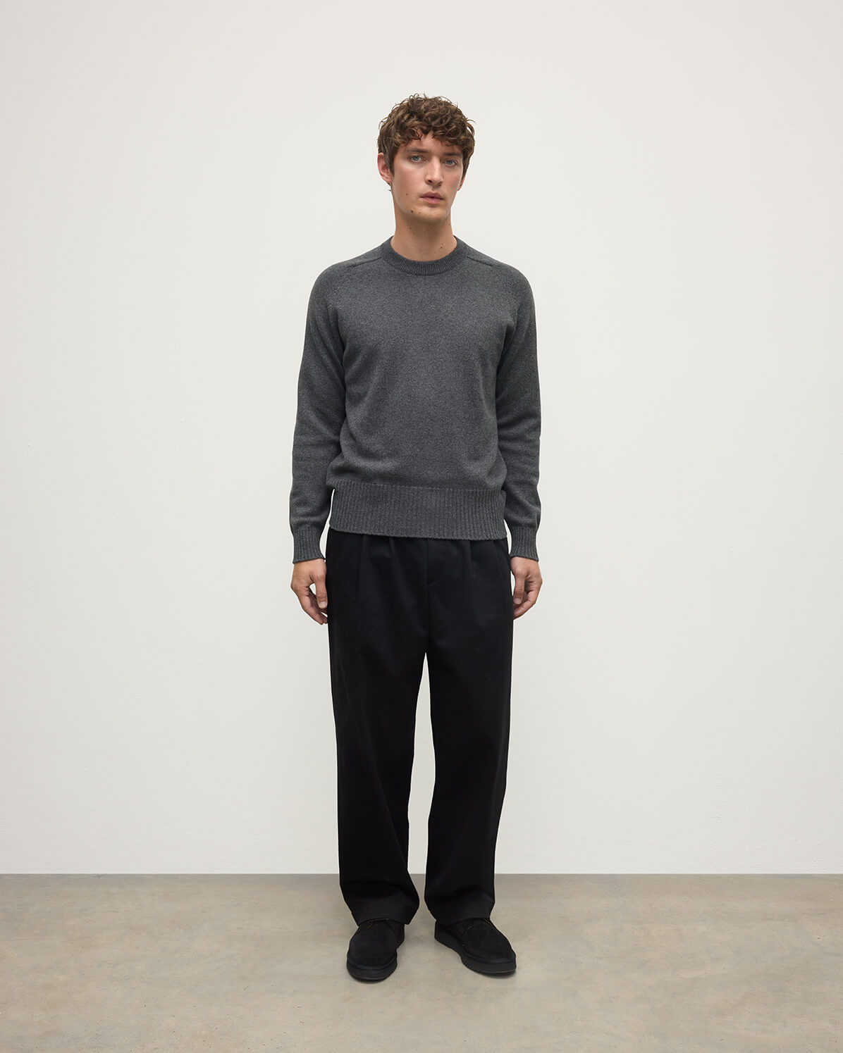 Johnstons of Elgin - Superfine Merino Relaxed Dark Grey Jumper