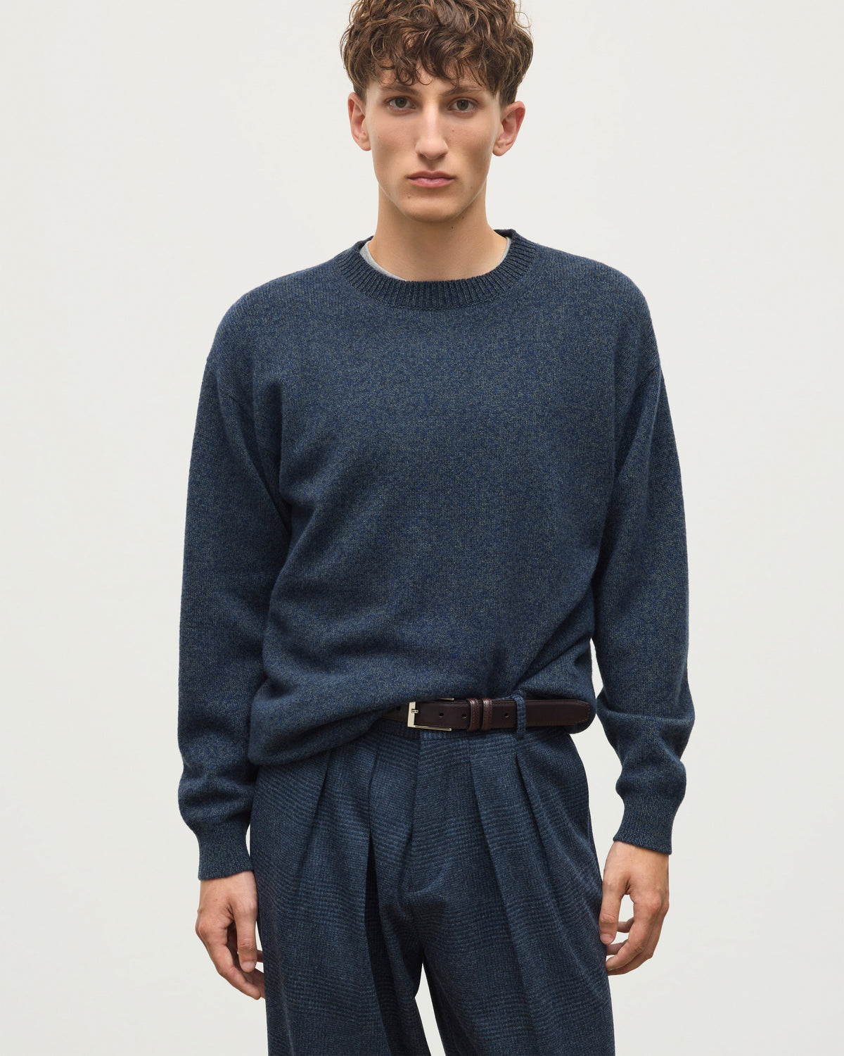 Johnstons of Elgin - Craigie Navy Lambswool Jumper