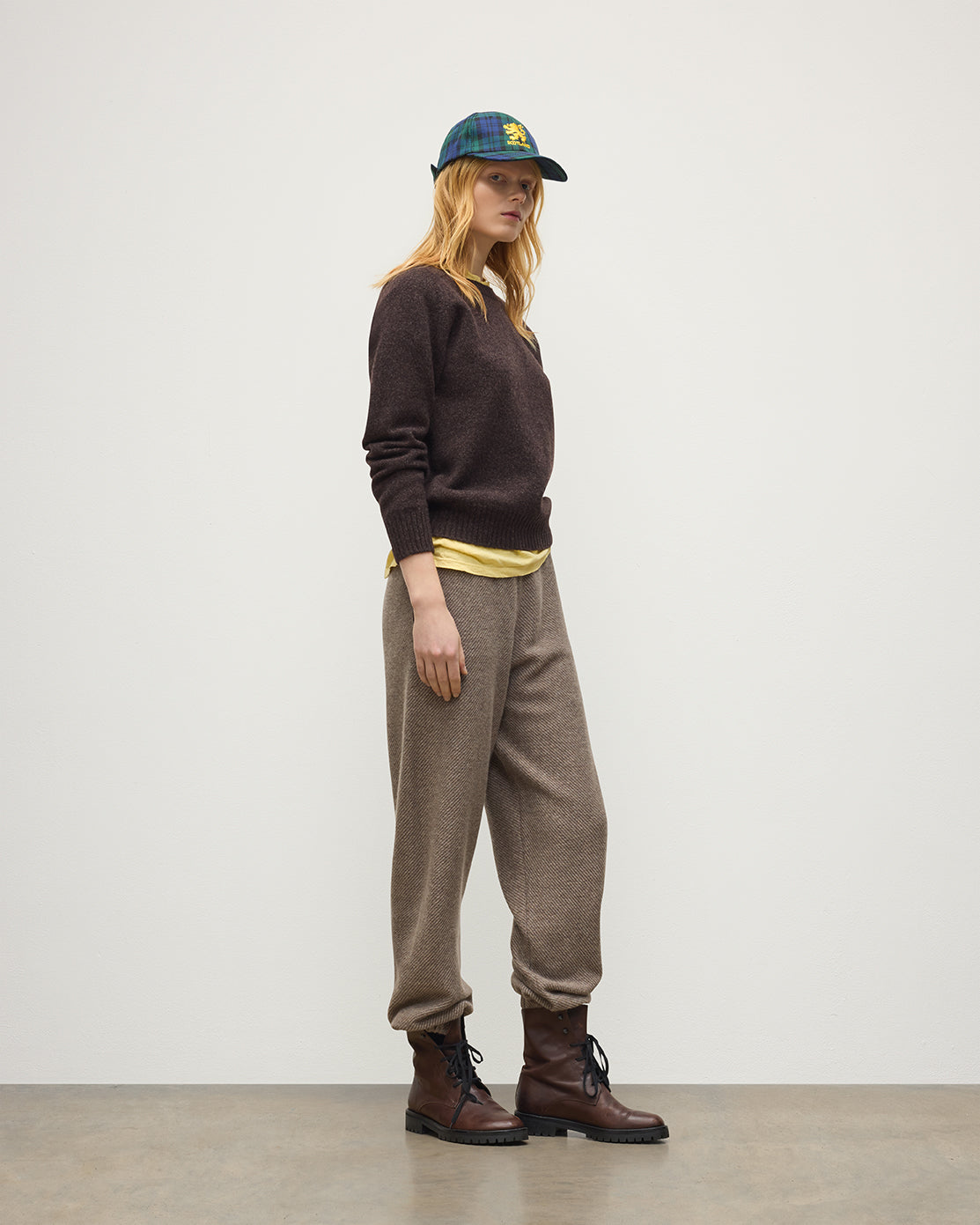 Johnstons of Elgin - Blyth Brown Lambswool Jumper