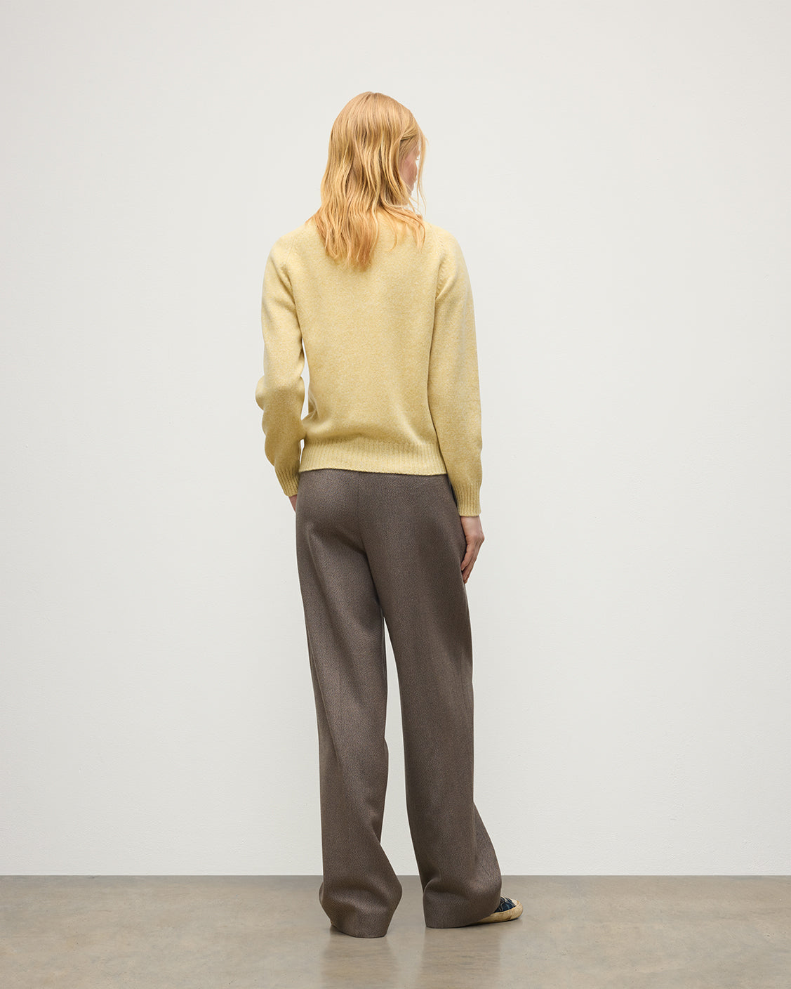 Johnstons of Elgin - Blyth Yellow Lambswool Jumper