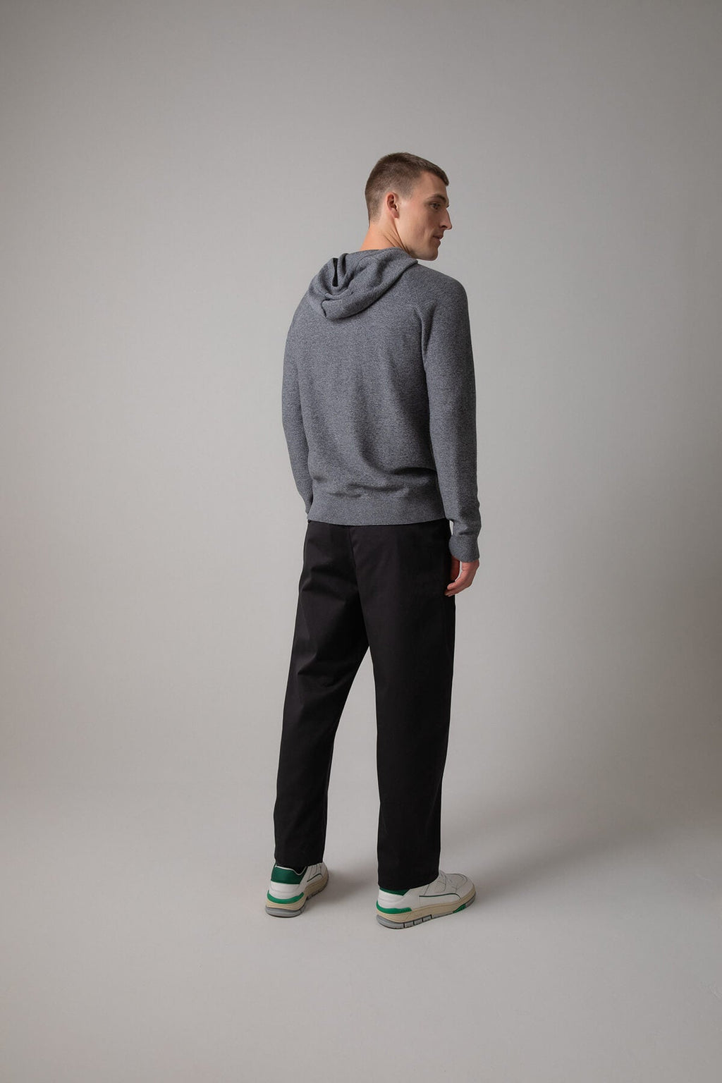 Johnstons of Elgin - Seamless Mid Grey Merino Hoodie