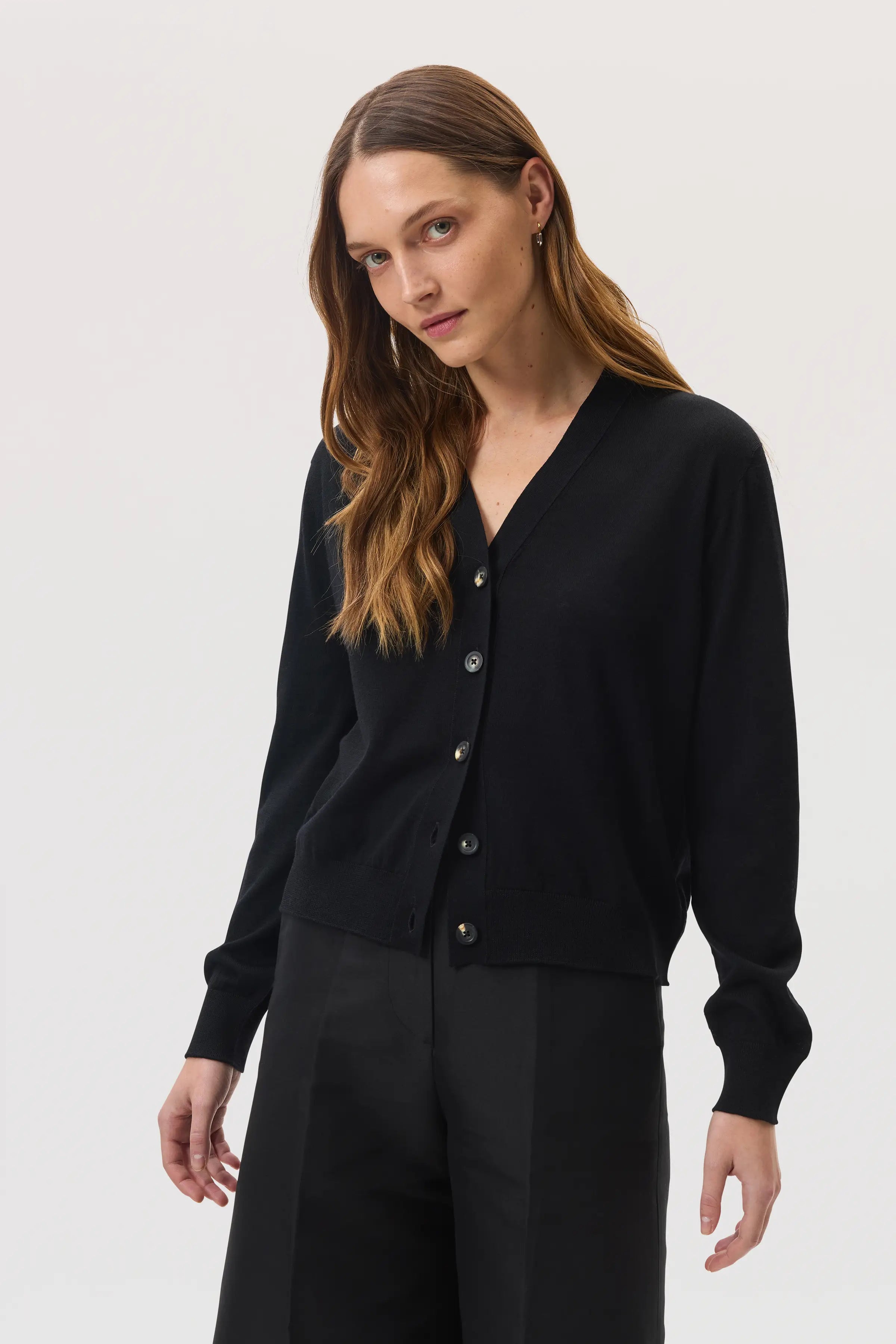 Johnstons of Elgin - Superfine Merino Wool Cardigan