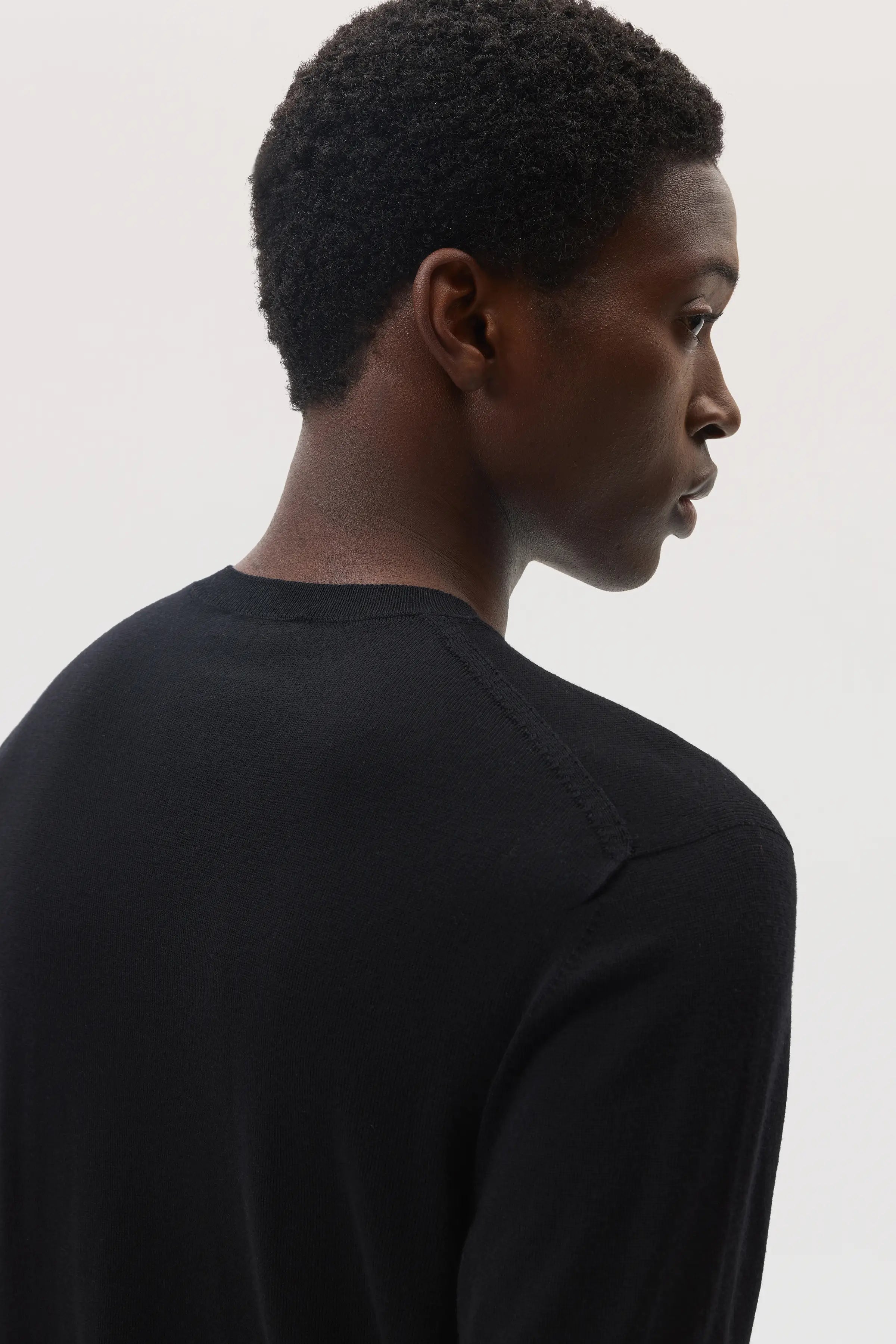 Johnstons of Elgin - Merino Round Neck Black Jumper