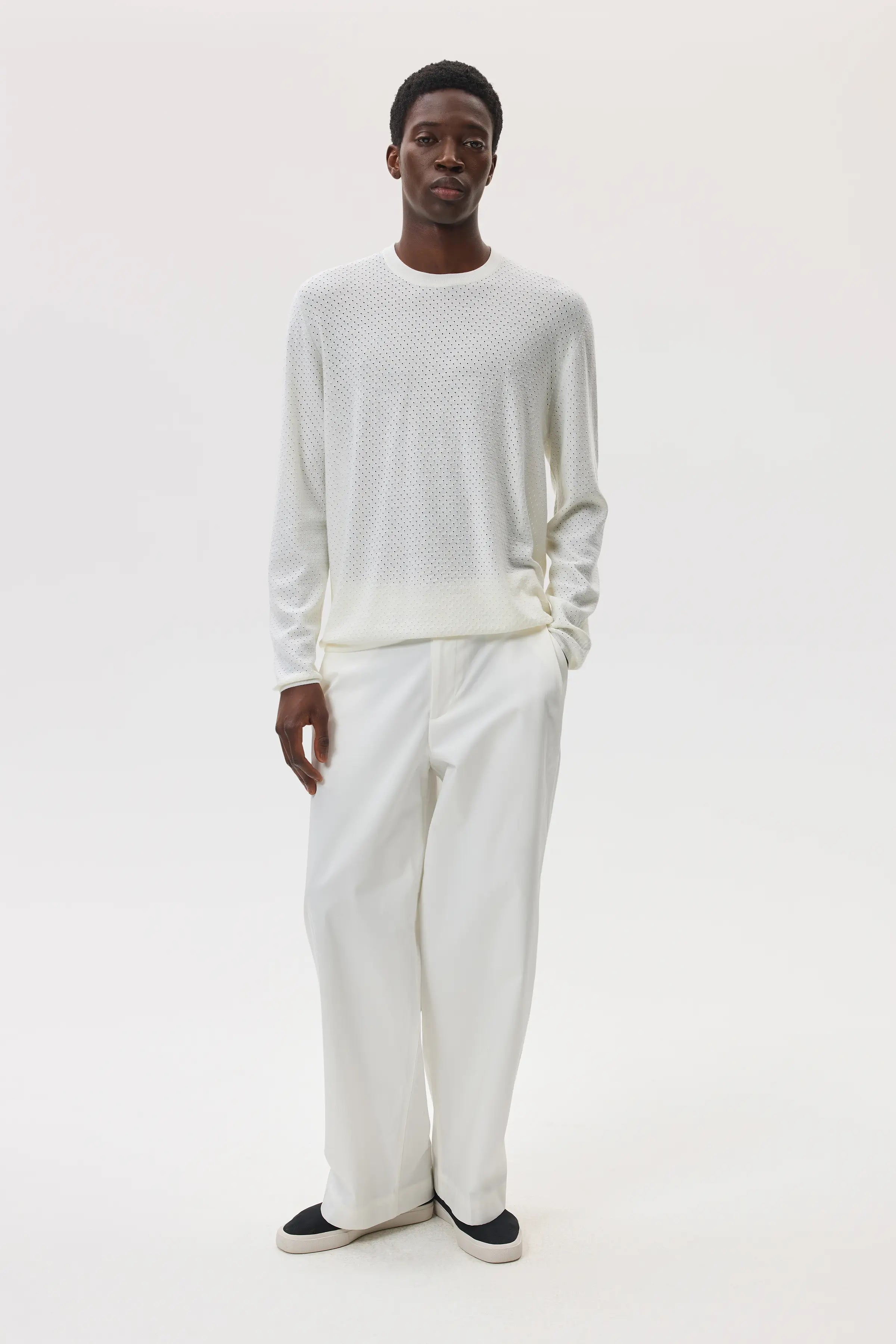 Johnstons of Elgin - Superfine Merino Mesh White Crew Neck