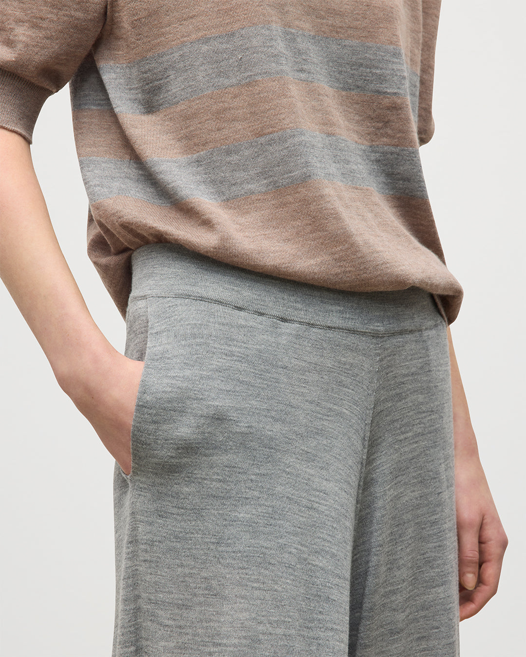 Johnstons of Elgin - Ina Grey Merino Trousers