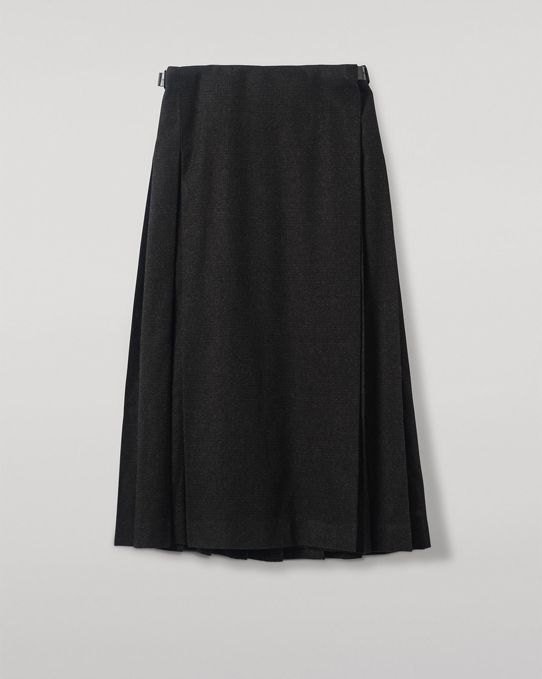 Johnstons of Elgin - Le Kilt | Johnstons of Elgin Dark Grey Long Kilt