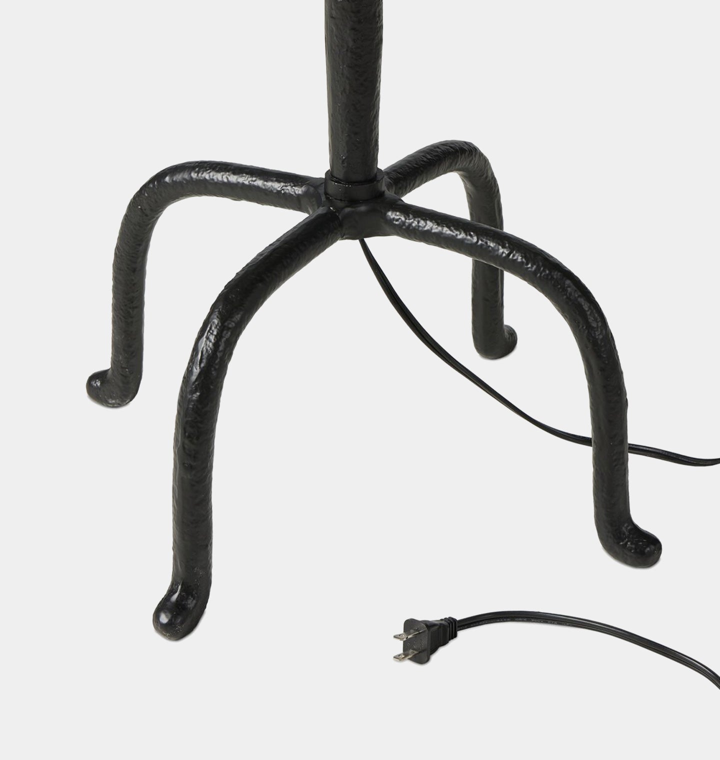 Amber Interiors - Kenai Floor Lamp
