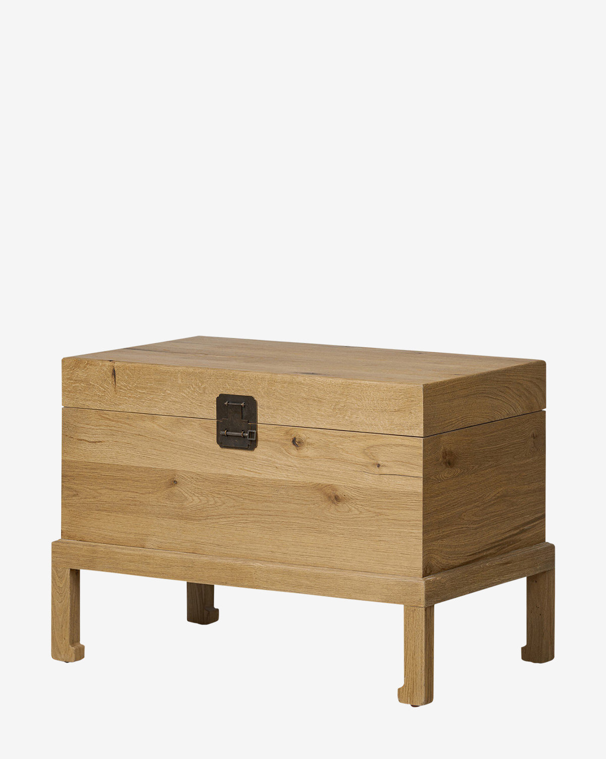 McGee & Co - Kenneth Bench