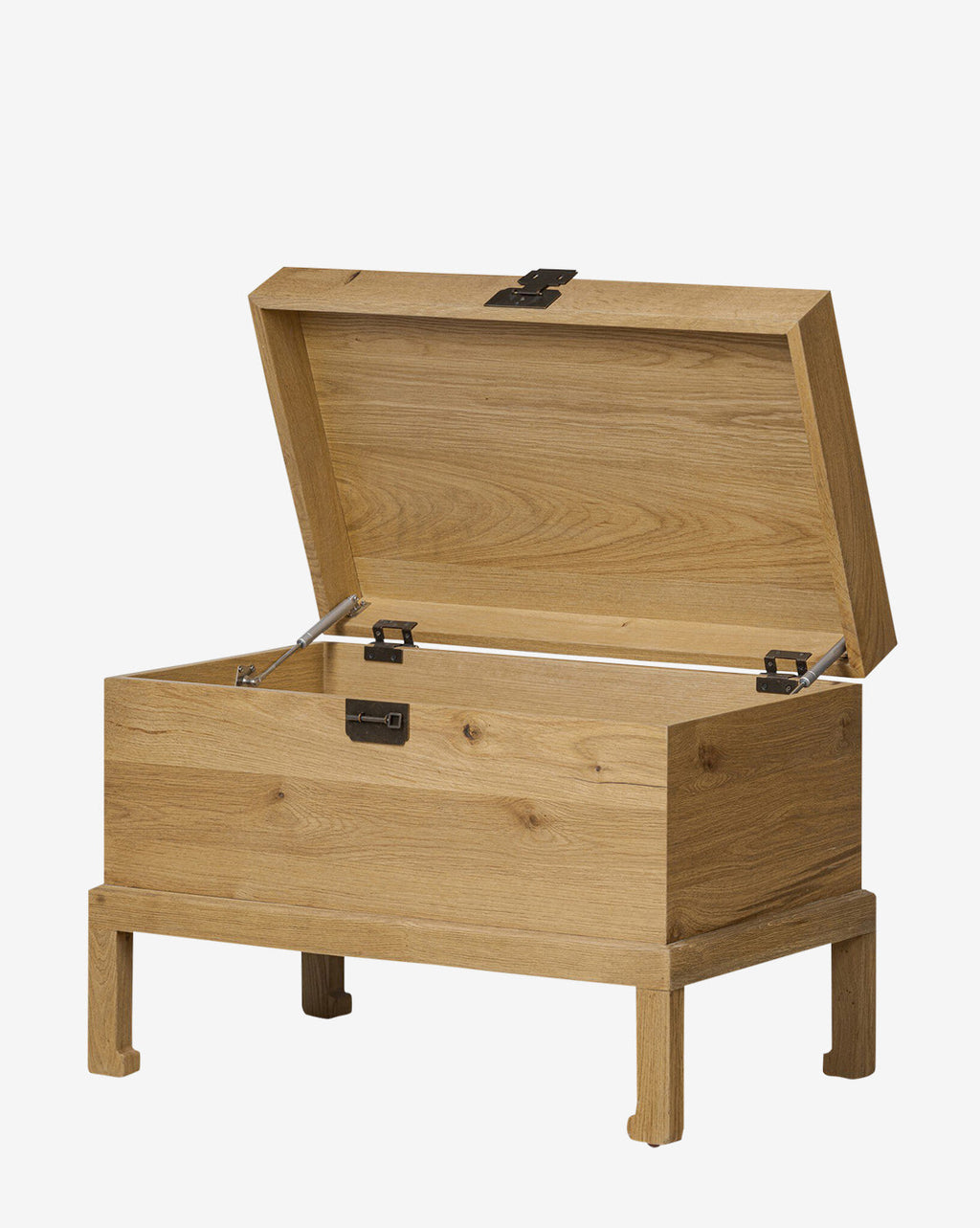 McGee & Co - Kenneth Bench