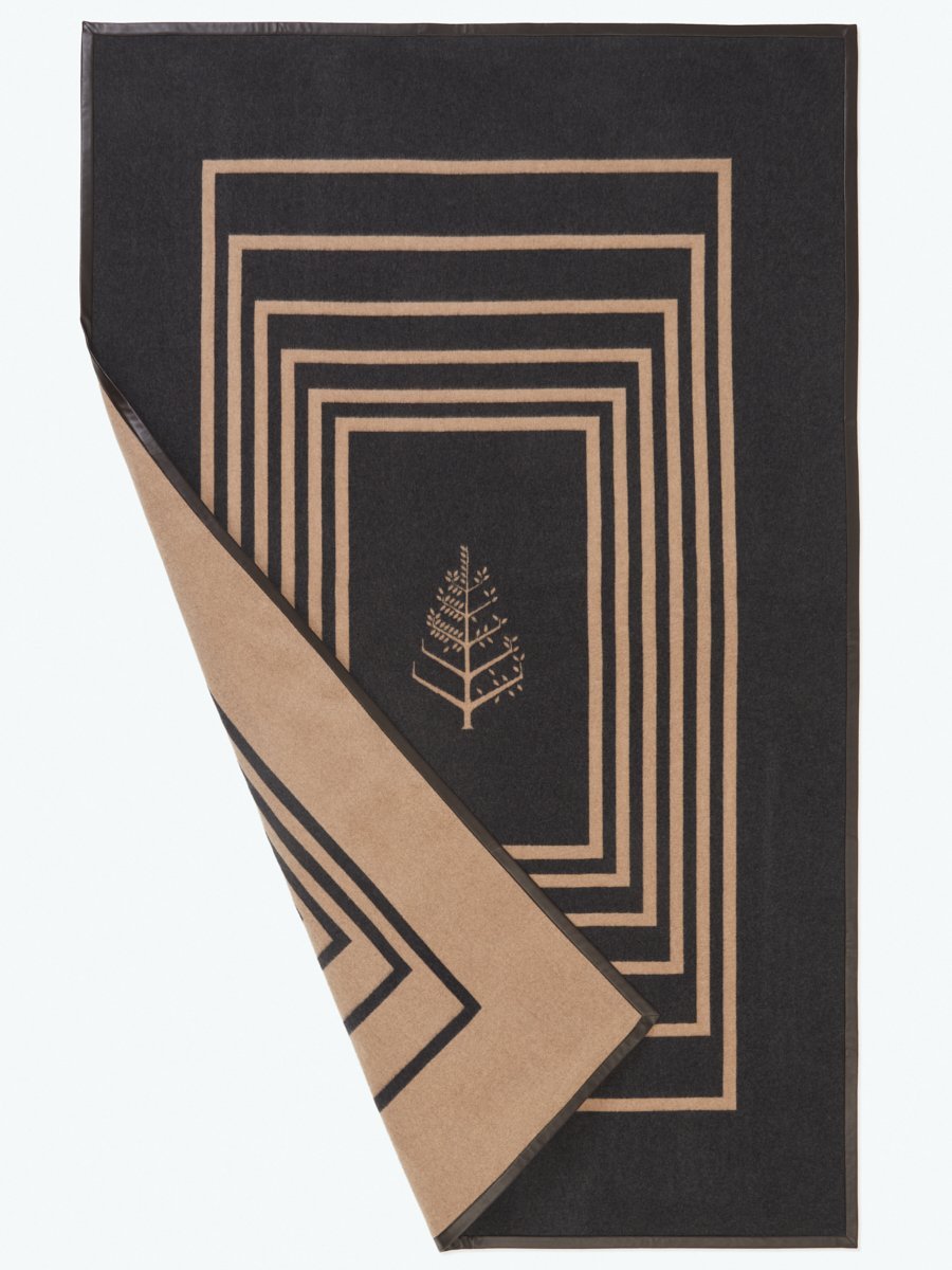 Four Seasons - Leather Trim Throw