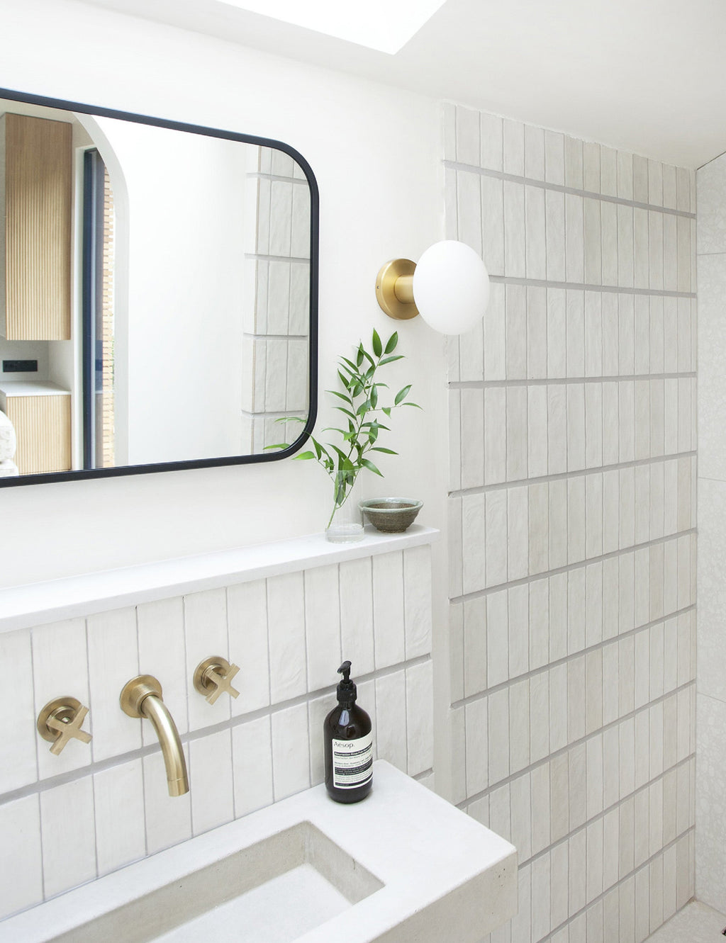 Lulu and Georgia - Lochan Outdoor Sconce with Oval by Tala
