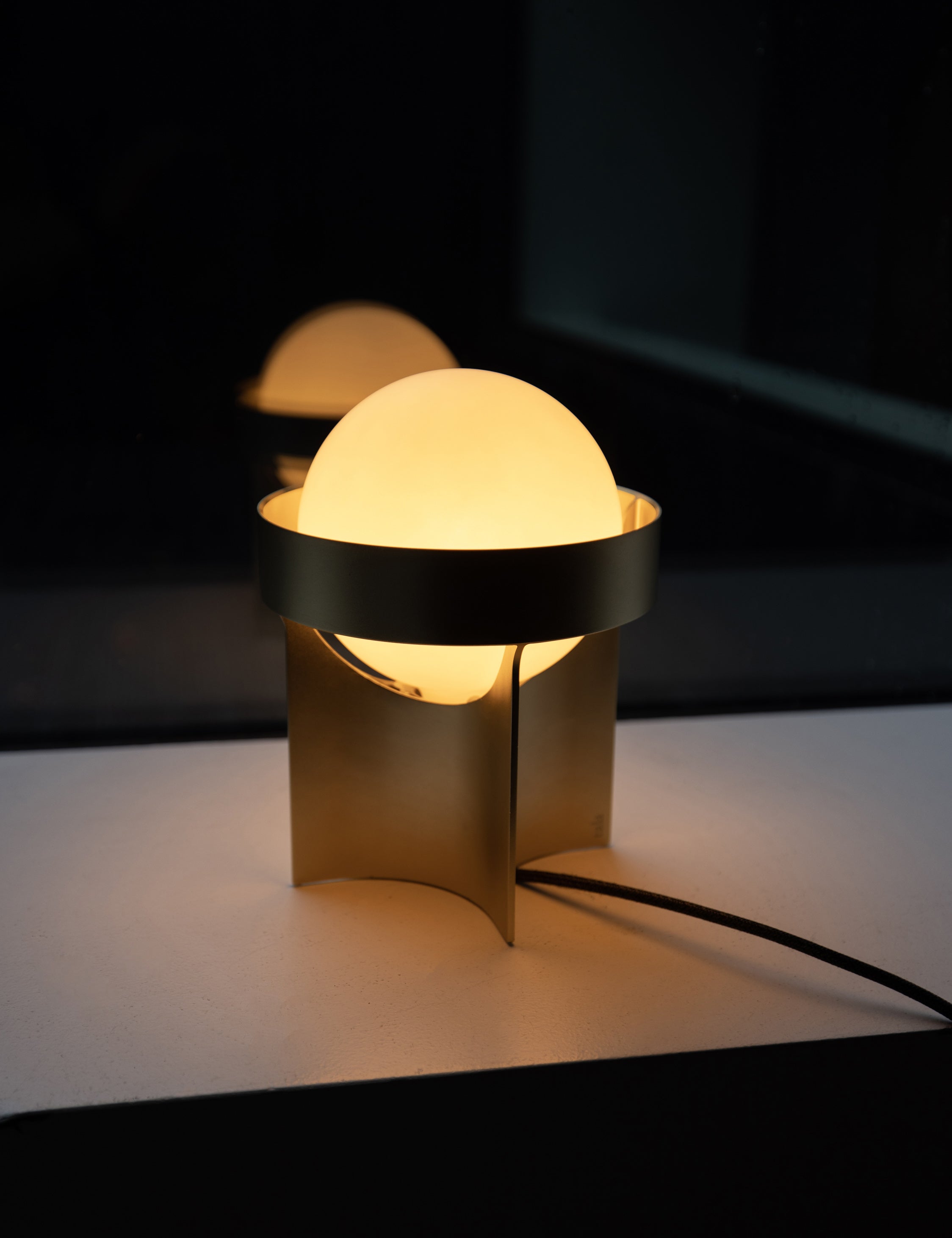 Lulu and Georgia - Loop Table Lamp with Sphere IV by Tala