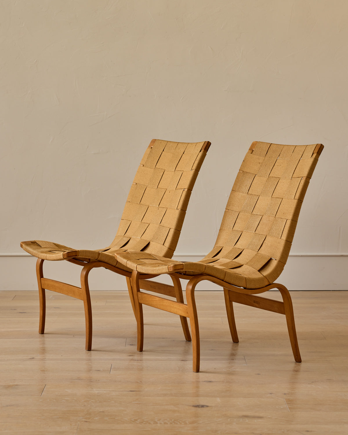 Lostine - Pair of 'Eva' Beech Easy Chairs by Bruno Mathsson