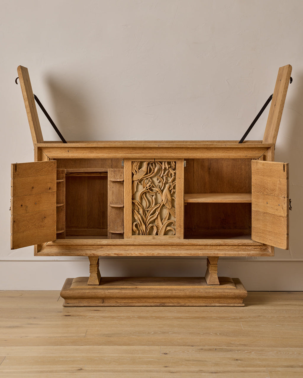 Lostine - Hand Carved Buffet