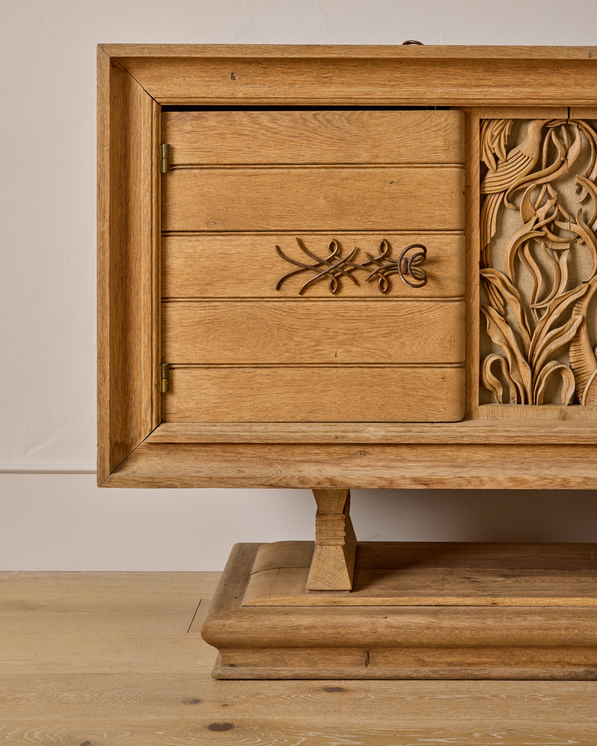 Lostine - Hand Carved Buffet