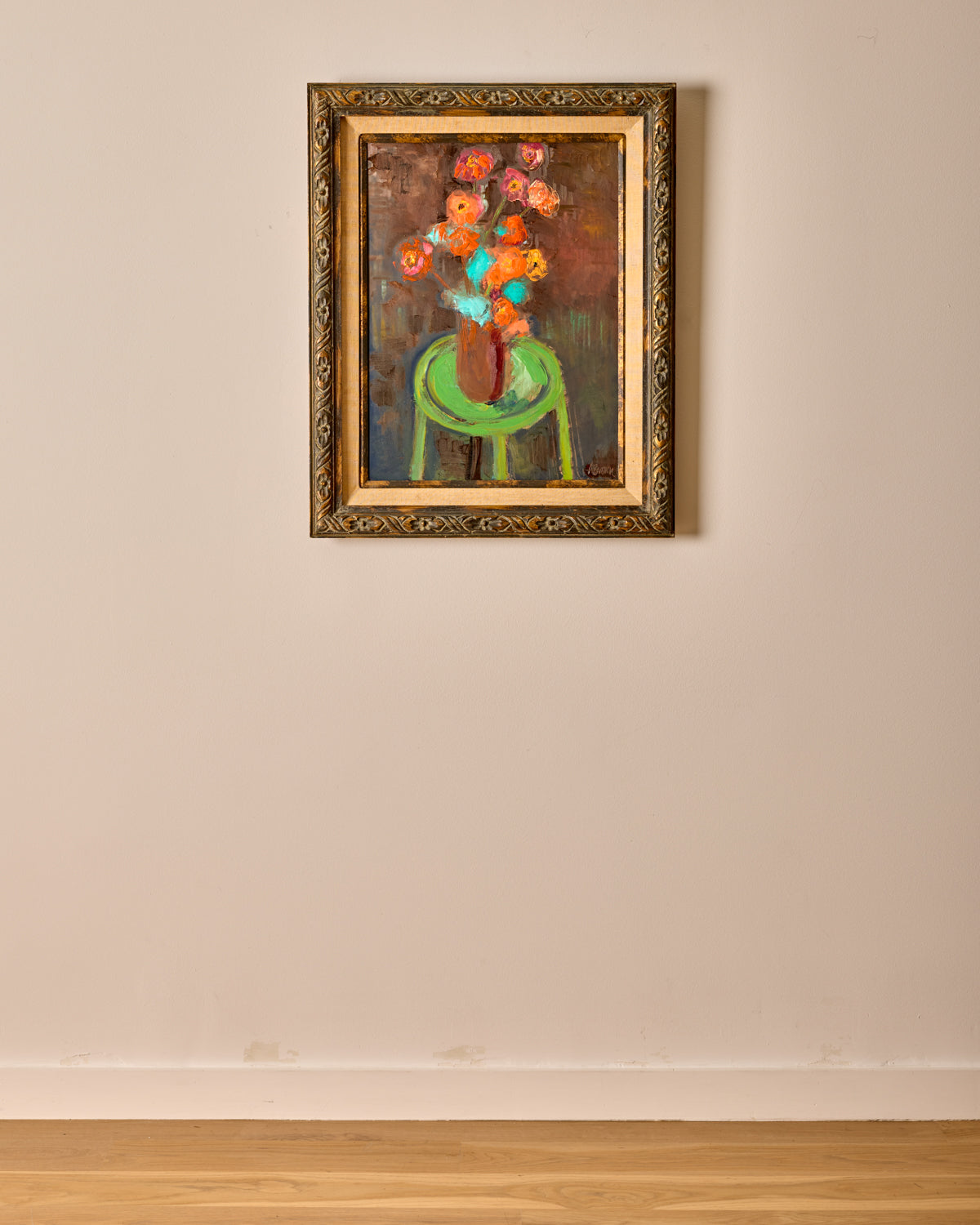 Lostine - Bouquet on Green Stool