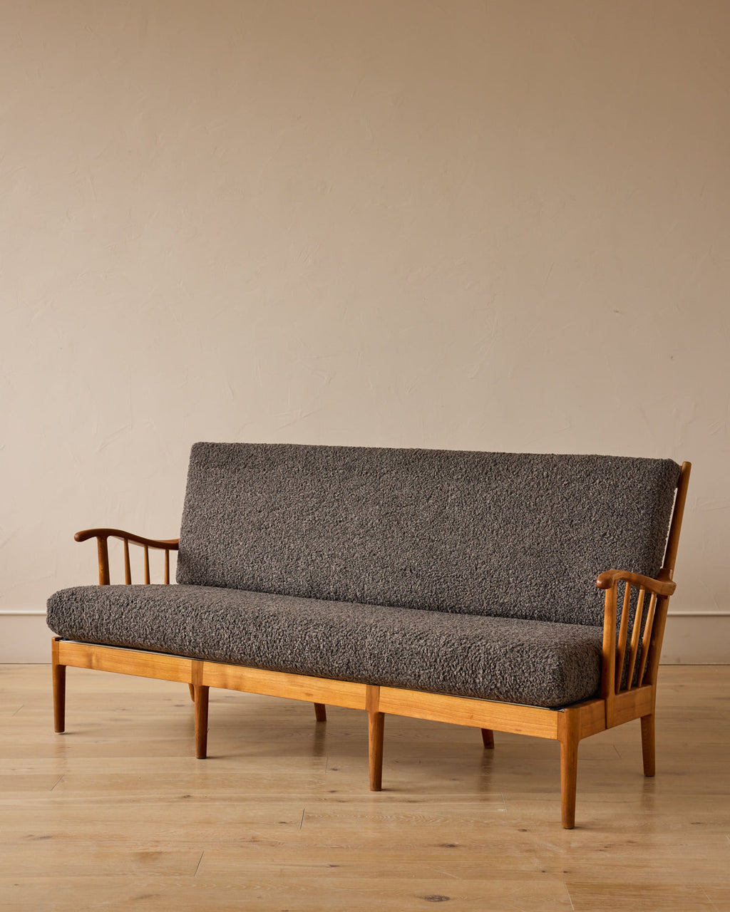 Lostine - 1940s Danish Elmwood Sofa Bench