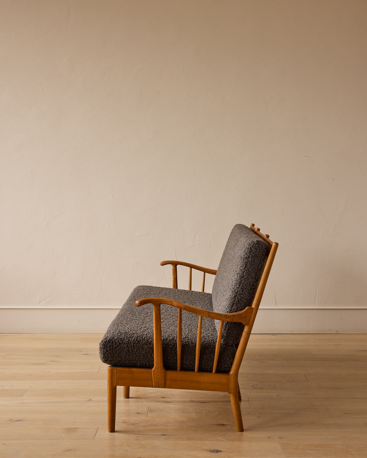 Lostine - 1940s Danish Elmwood Sofa Bench