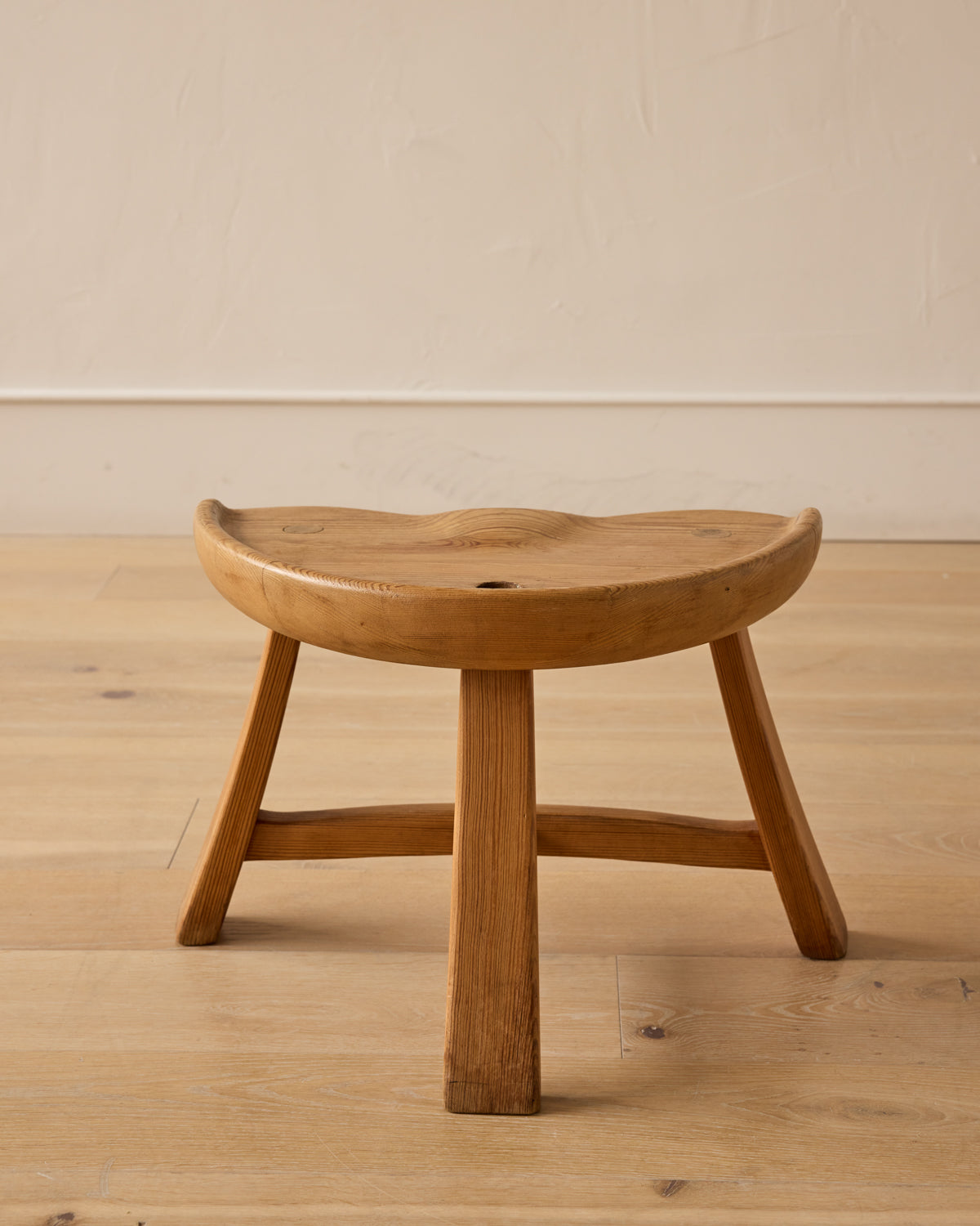 Lostine - 1960s "Fjøskrakk" 522 Pine Stool by Krogenæs Møbler