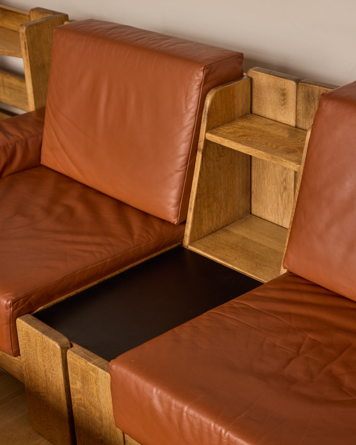 Lostine - Oak + Leather Modular Sectional