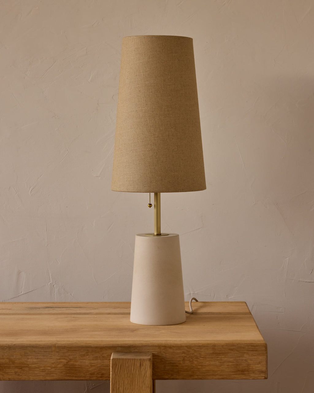 Lostine - Layla Ceramic Table Lamp